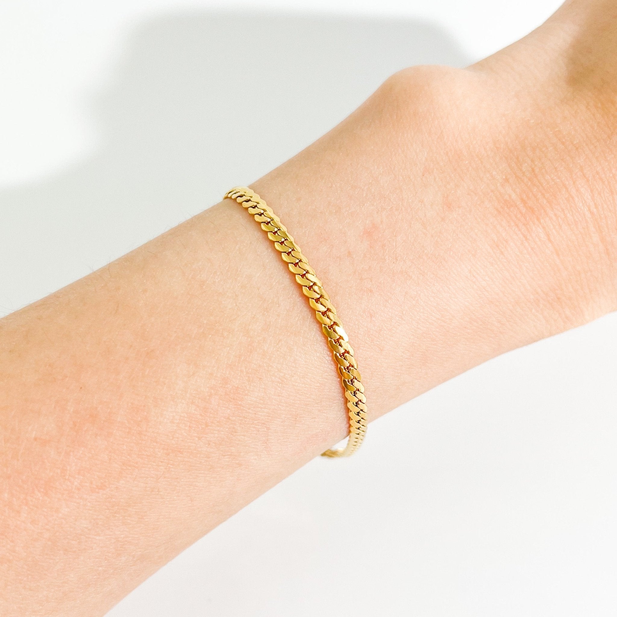 Alexis Chain Bracelet in Gold - Flaire & Co.