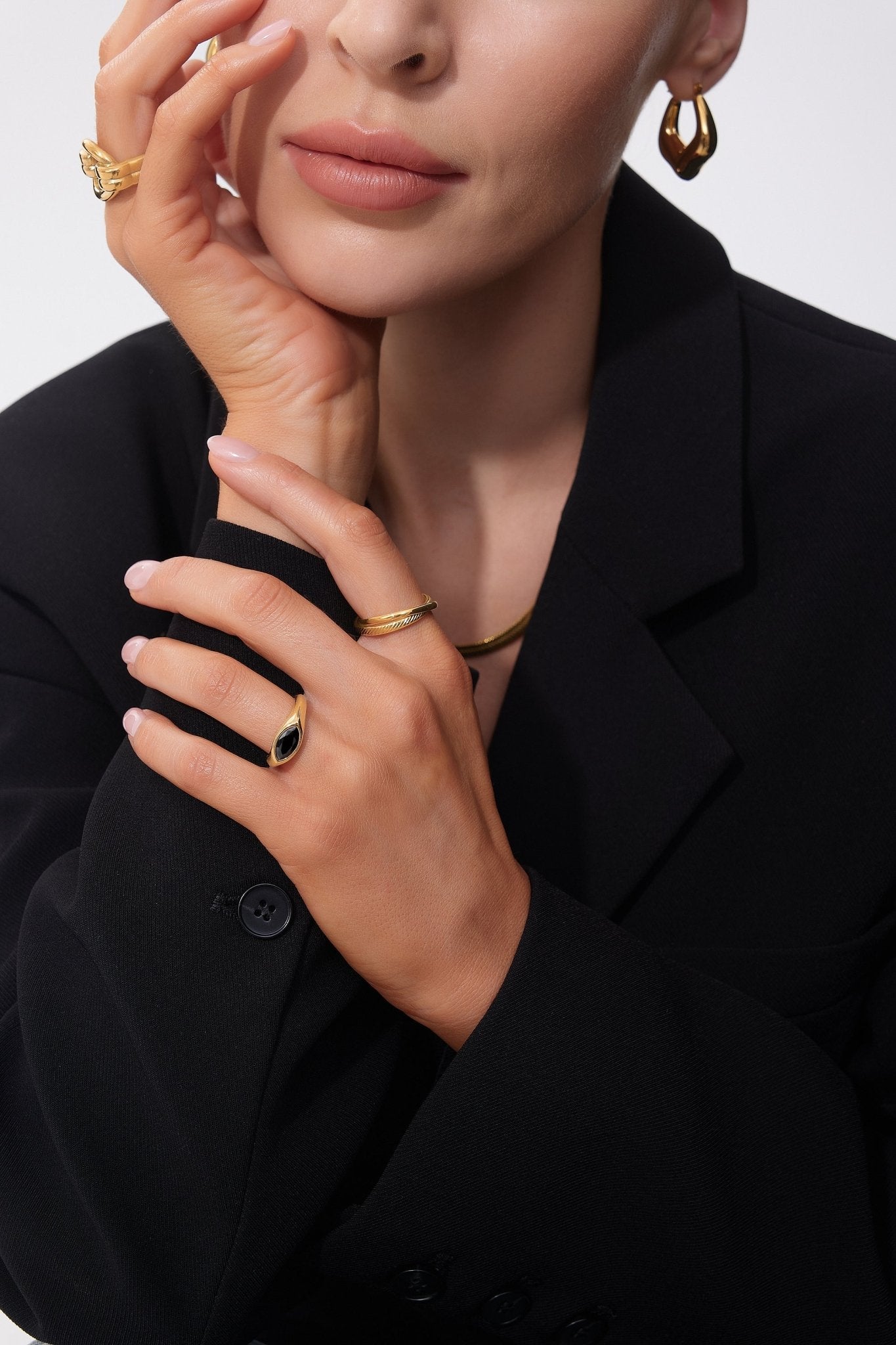 Black Gem Marquise Ring - Flaire & Co.
