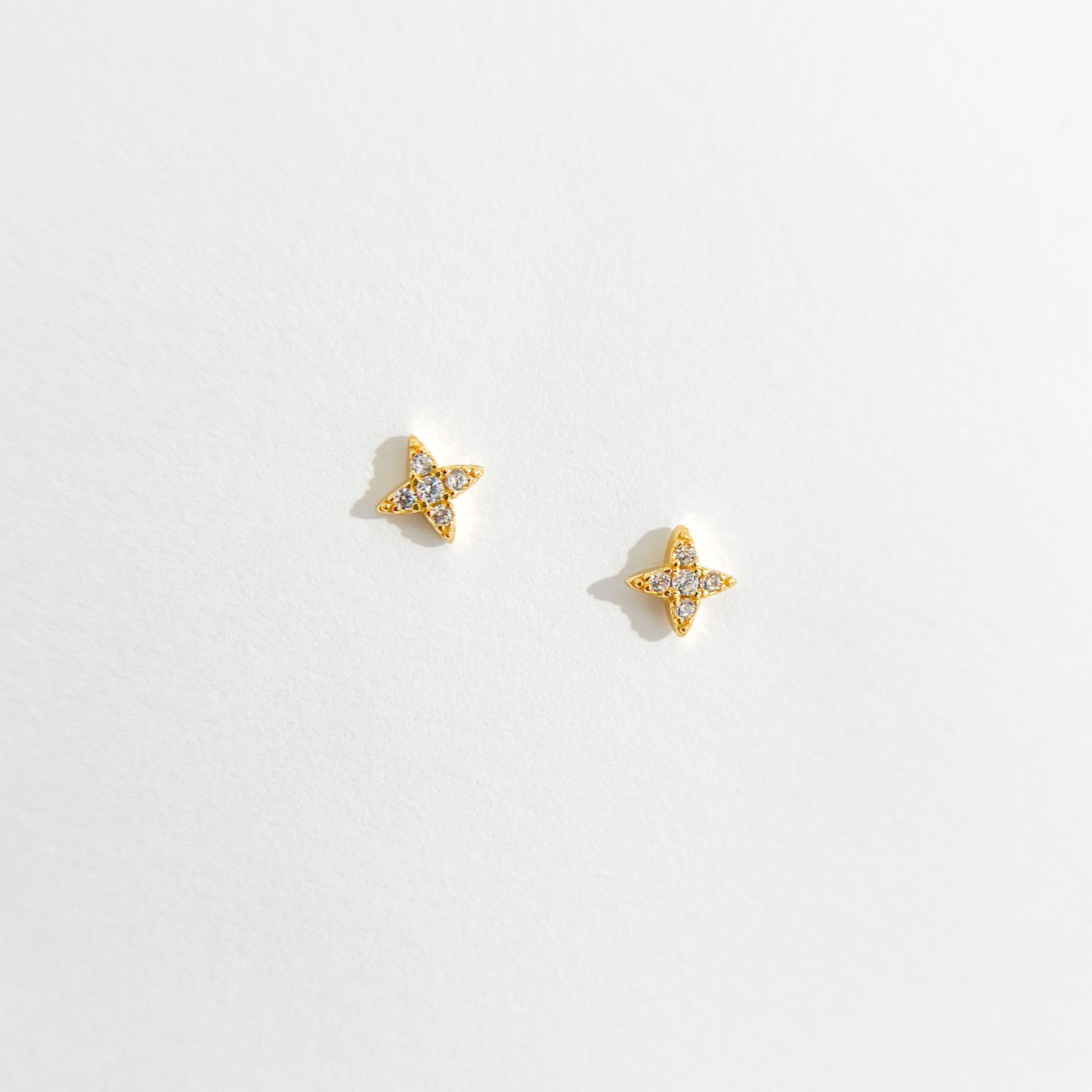 Clear Gem Estrella Studs in Gold - Flaire & Co.