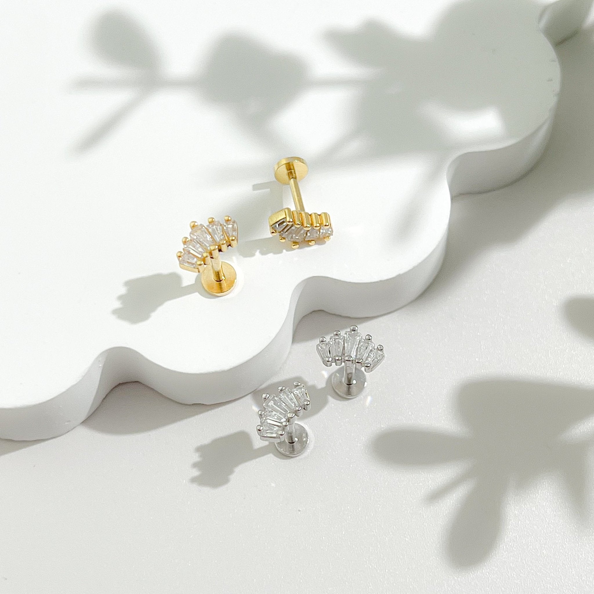 Crown Threadless Flat Back Stud - Flaire & Co.