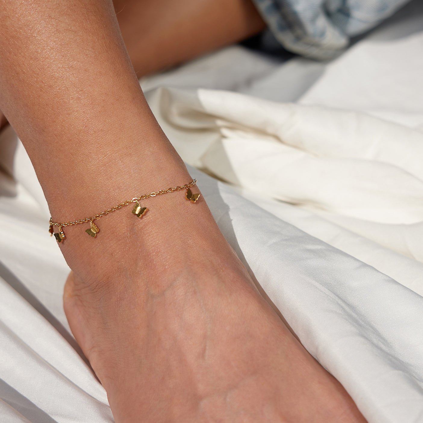 Dangling Butterfly Anklet - Flaire & Co.
