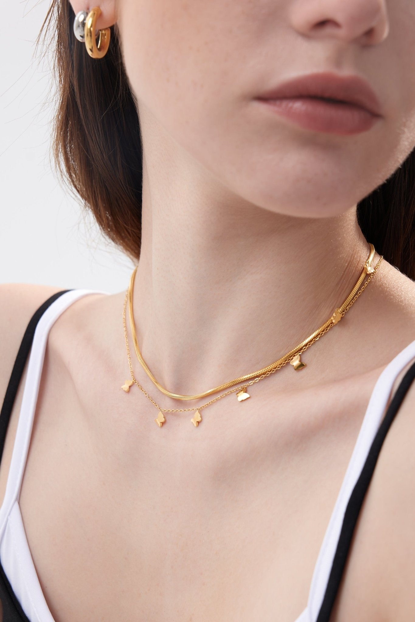 Dangling Butterfly Necklace in 18K Gold - Flaire & Co.