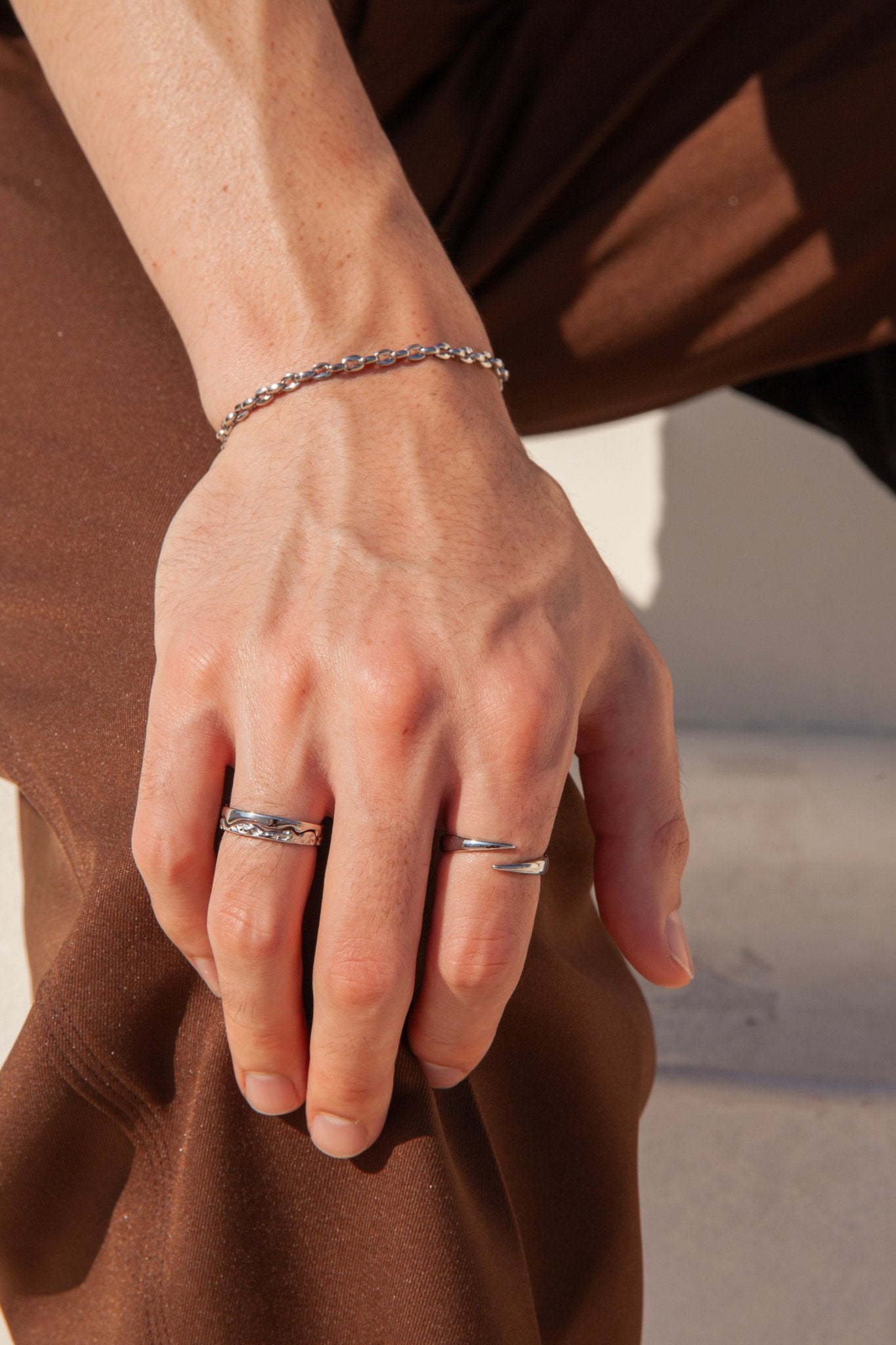 Dueling Mountains Ring (Unisex) - Flaire & Co.