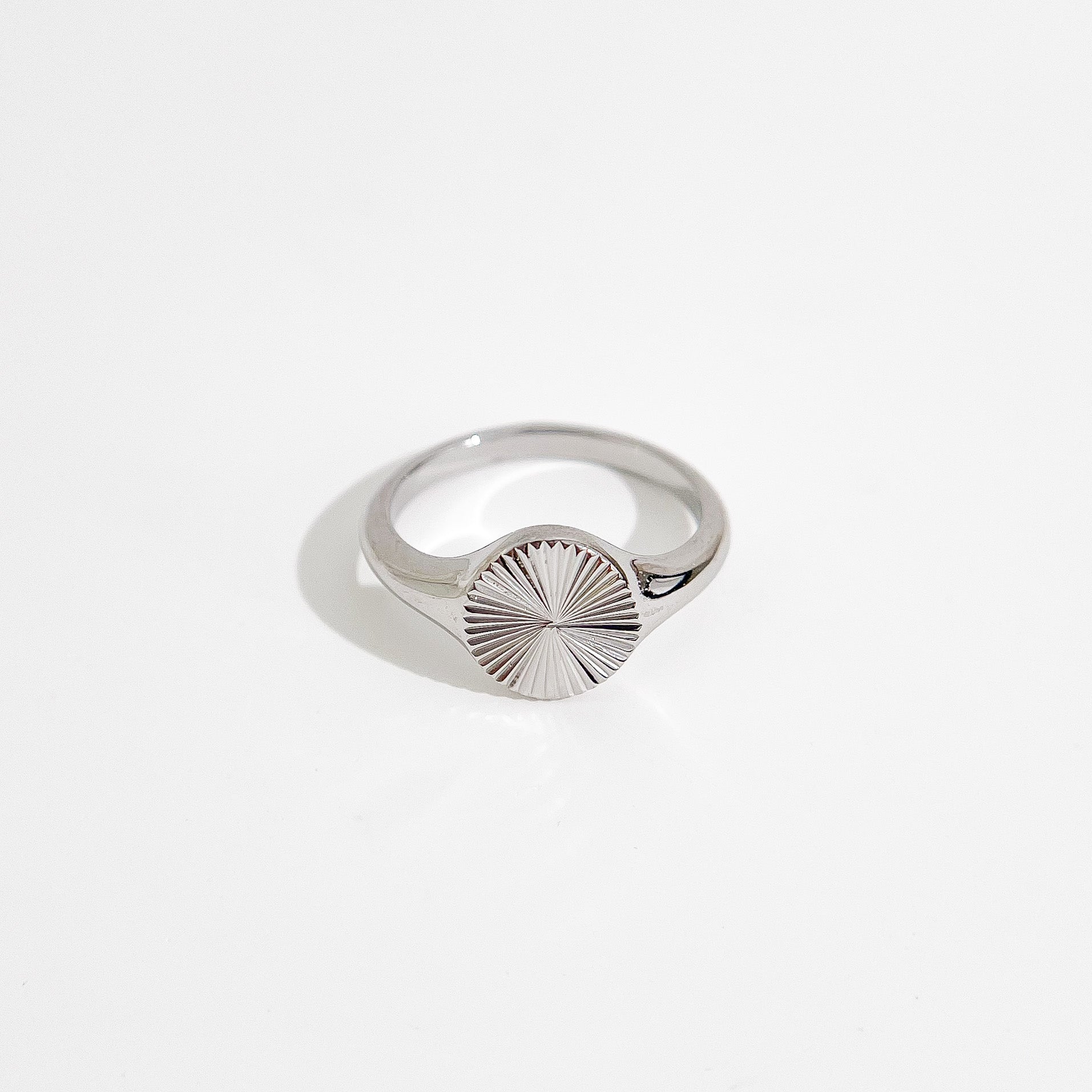 Eileen Silver Ring - Flaire & Co.