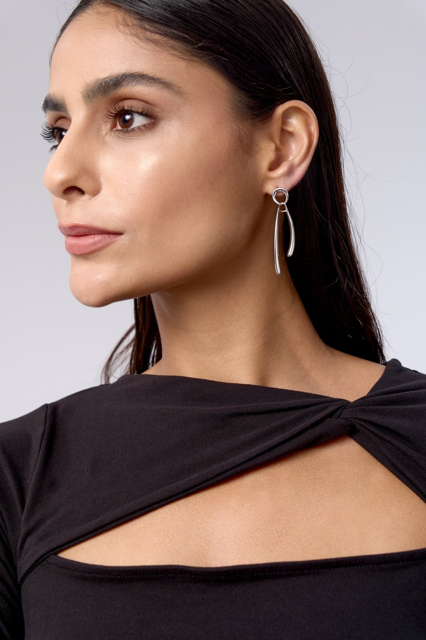 Elara Sculptural Drop Earrings - Flaire & Co.
