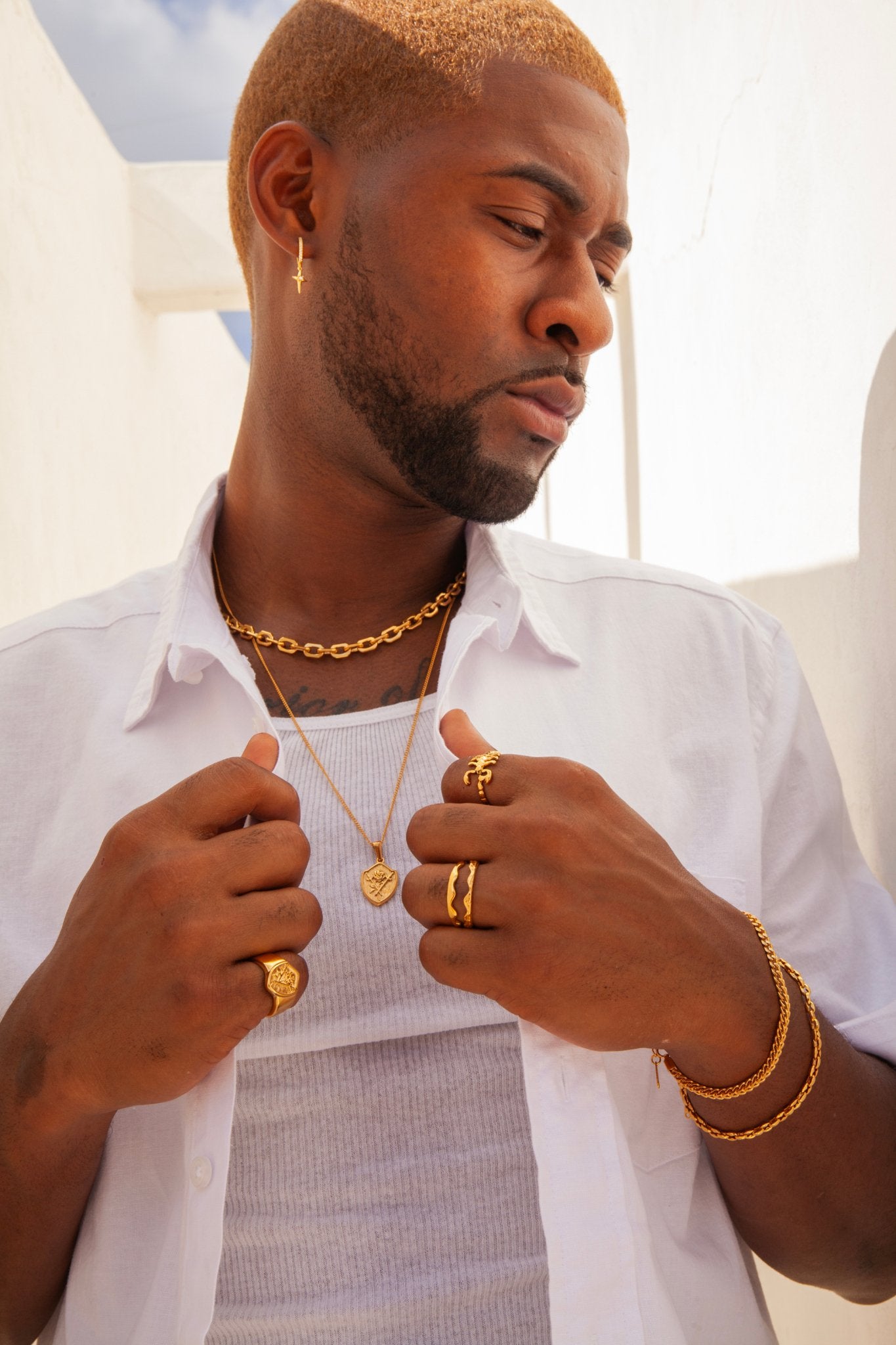 En Garde Necklace in Gold (Unisex) - Flaire & Co.