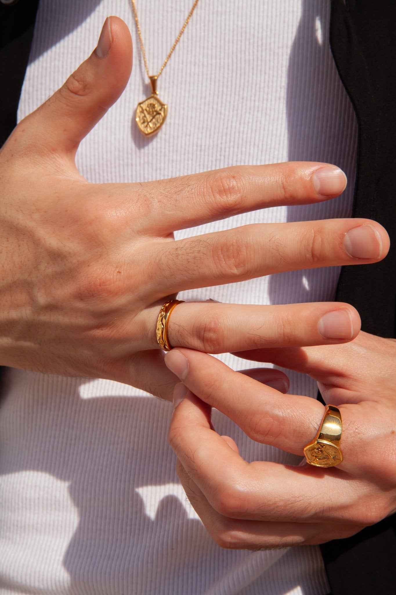En Garde Ring Gold (Unisex) - Flaire & Co.