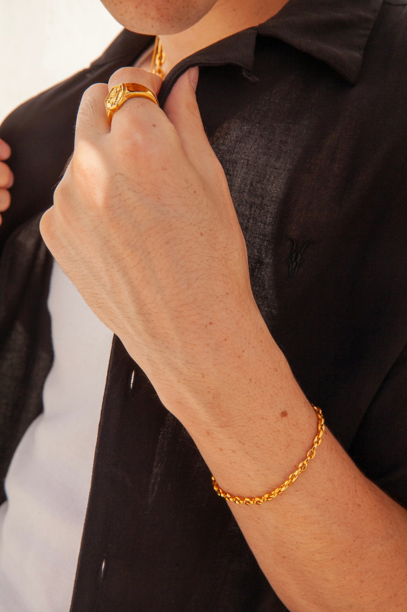 Ezra Bracelet in Gold (Unisex) - Flaire & Co.