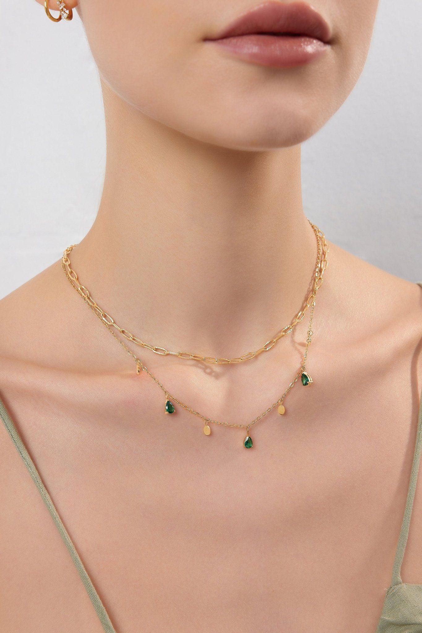 Green Tear Drops Necklace in Gold - Flaire & Co.