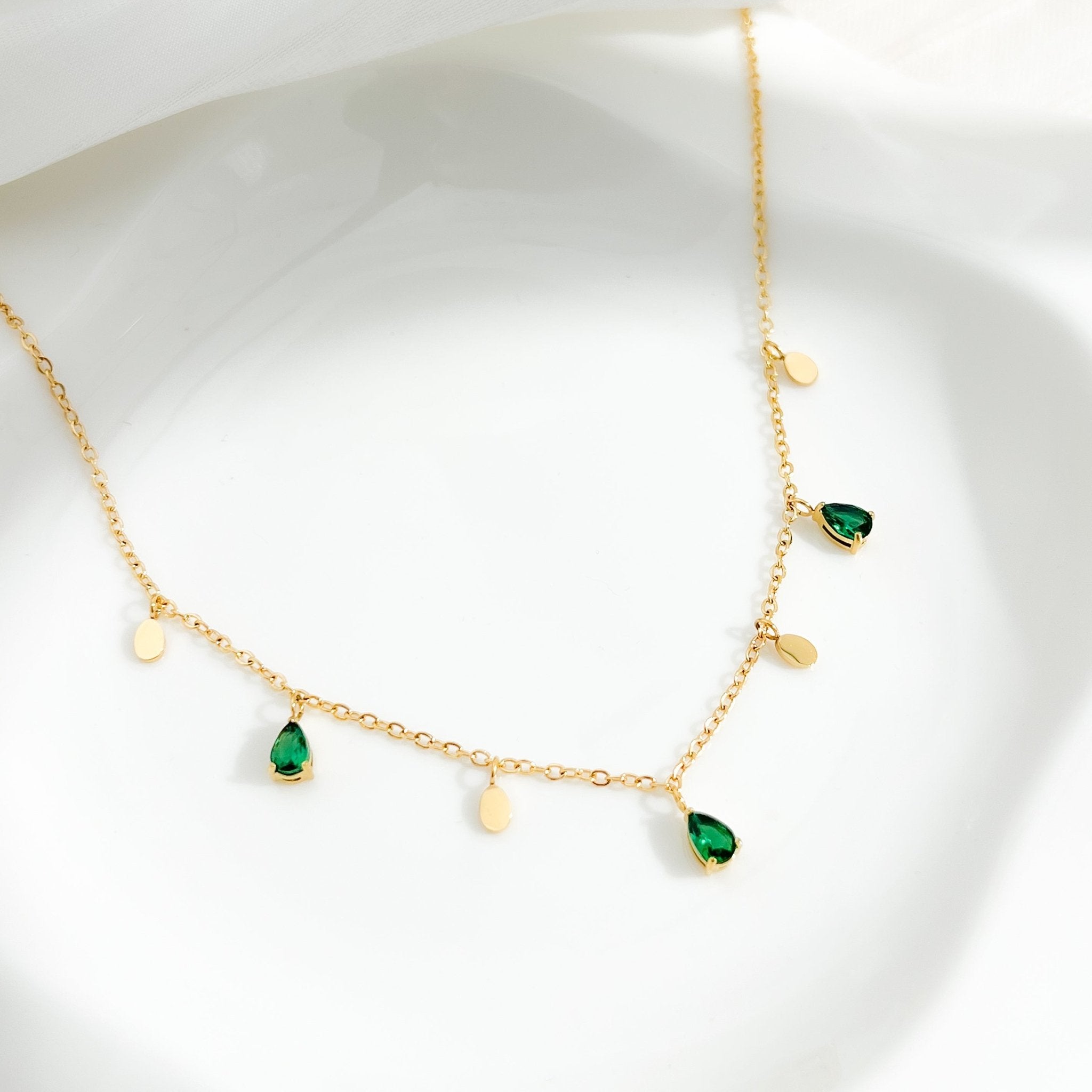 Green Tear Drops Necklace in Gold - Flaire & Co.