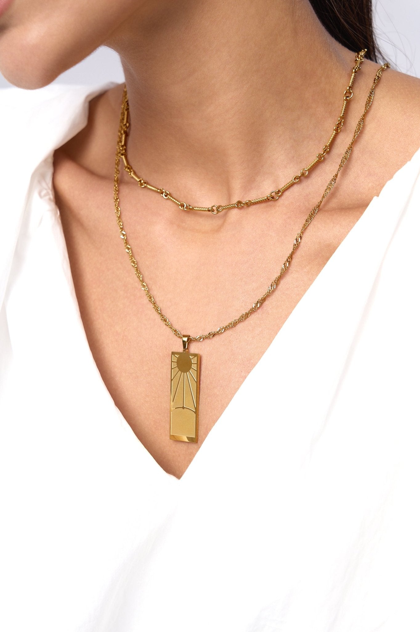 Hanafuda Necklace (Anime Inspired Collection) - Flaire & Co.