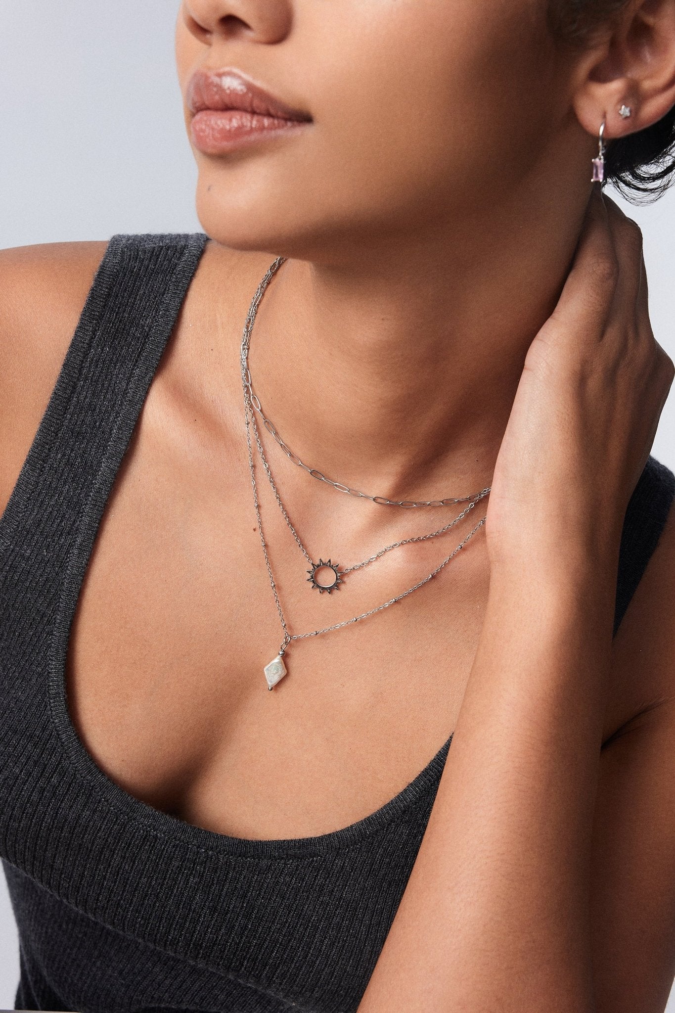 Iris Pearl Necklaces - Flaire & Co.
