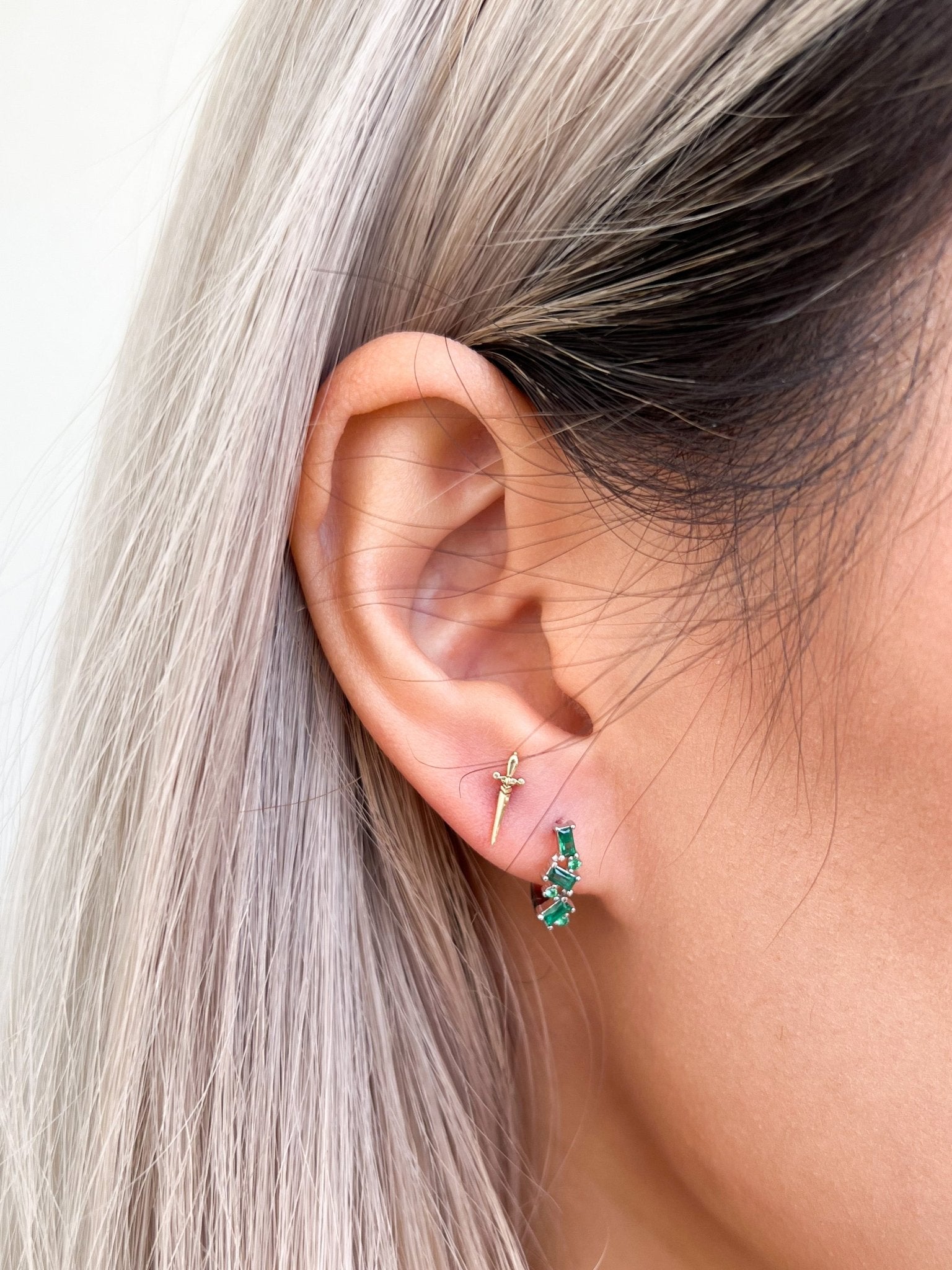 Irregular Green Gems Huggies in Silver - Flaire & Co.