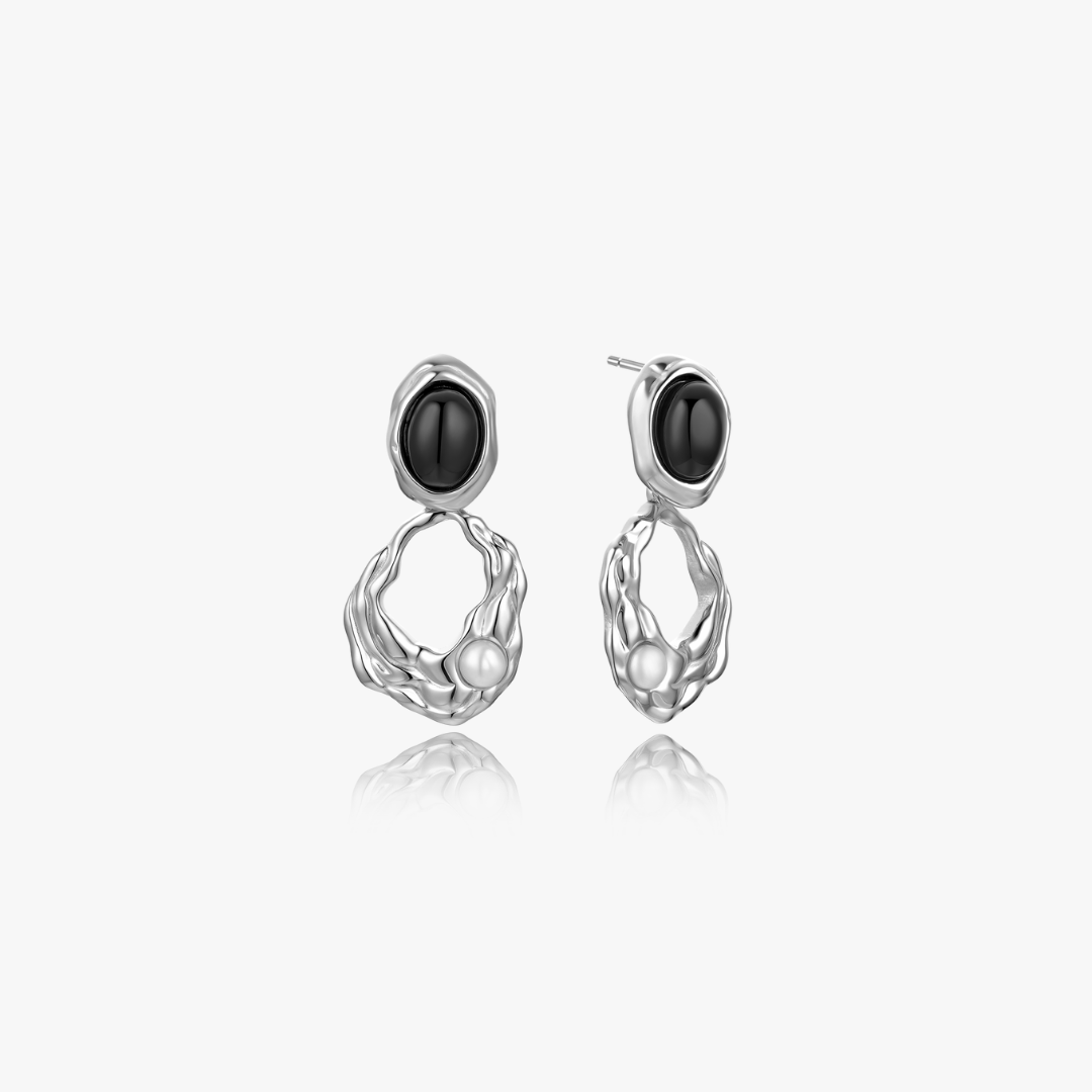 Kaia Molten Drop Earrings With Pearl - Flaire & Co.