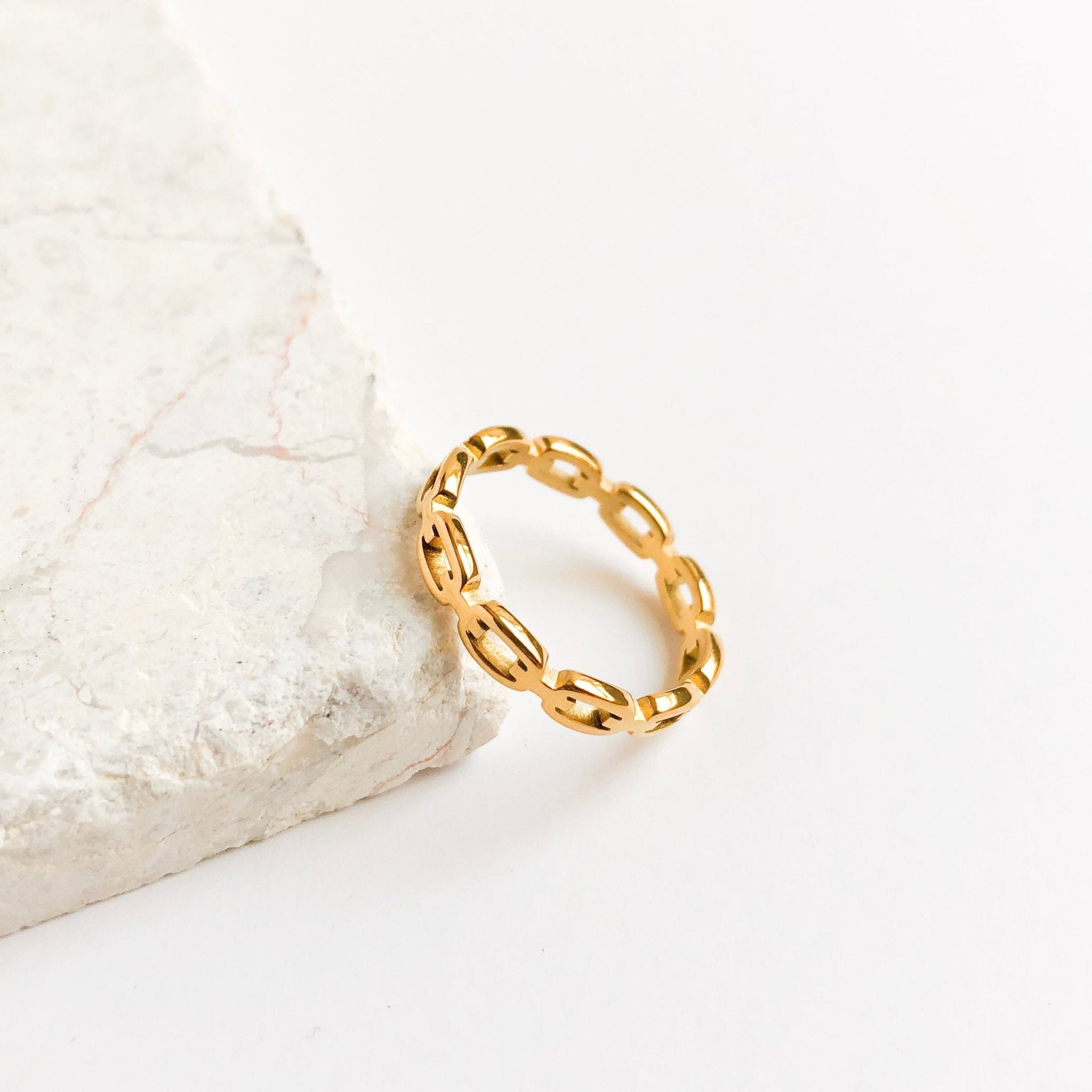 Layla Ring in Gold - Flaire & Co.