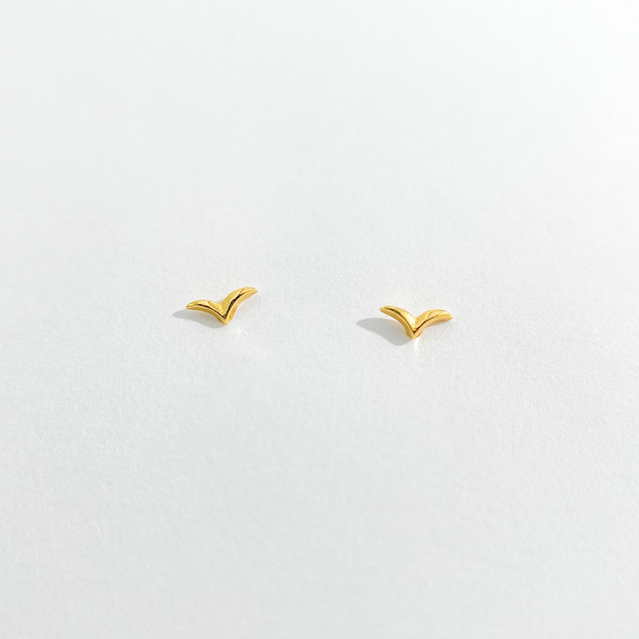 Micro Seagull Studs in Gold - Flaire & Co.