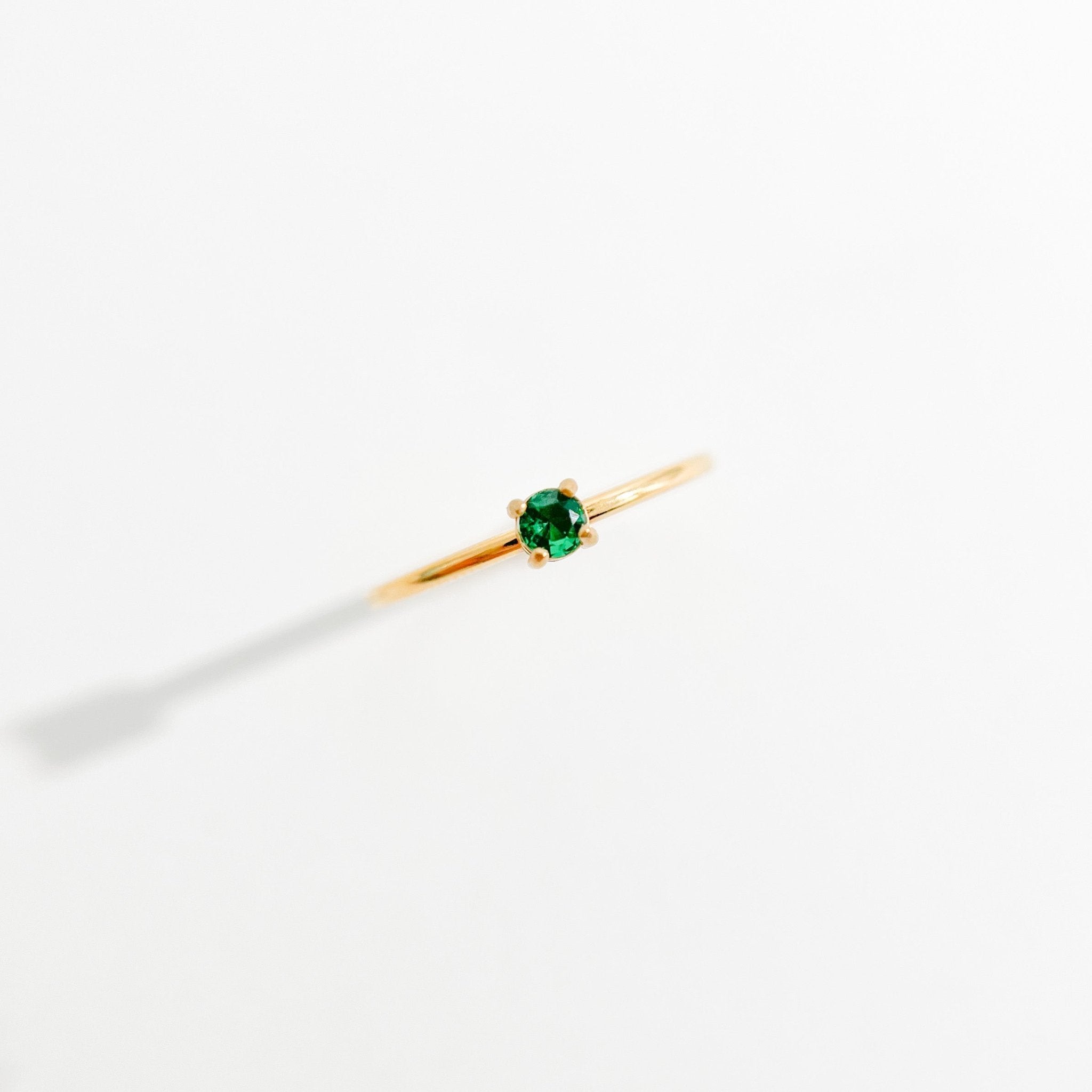 Mini Single Green Gem Ring in Gold - Flaire & Co.