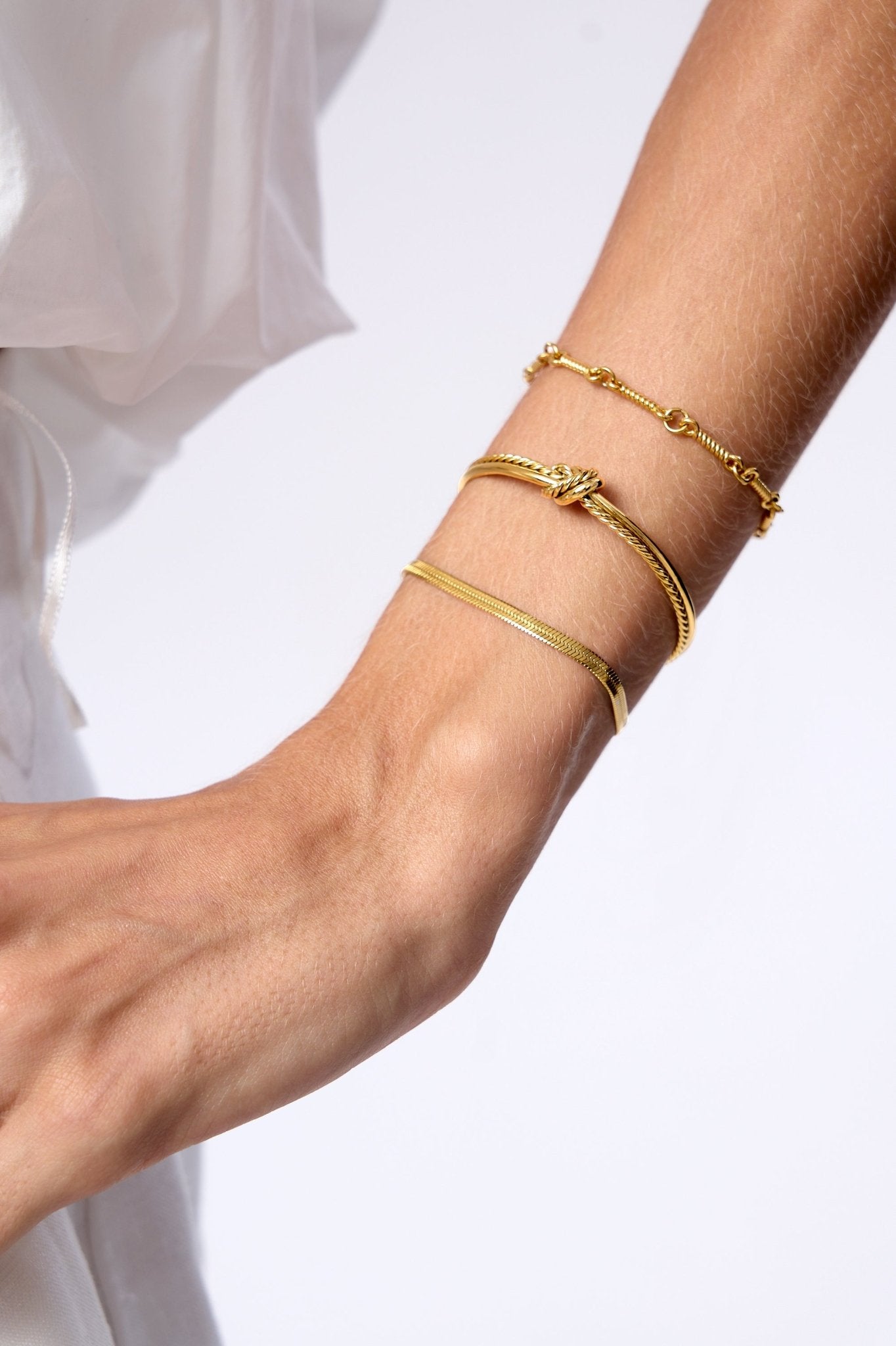 Nia Double Knot Cuff - Flaire & Co.