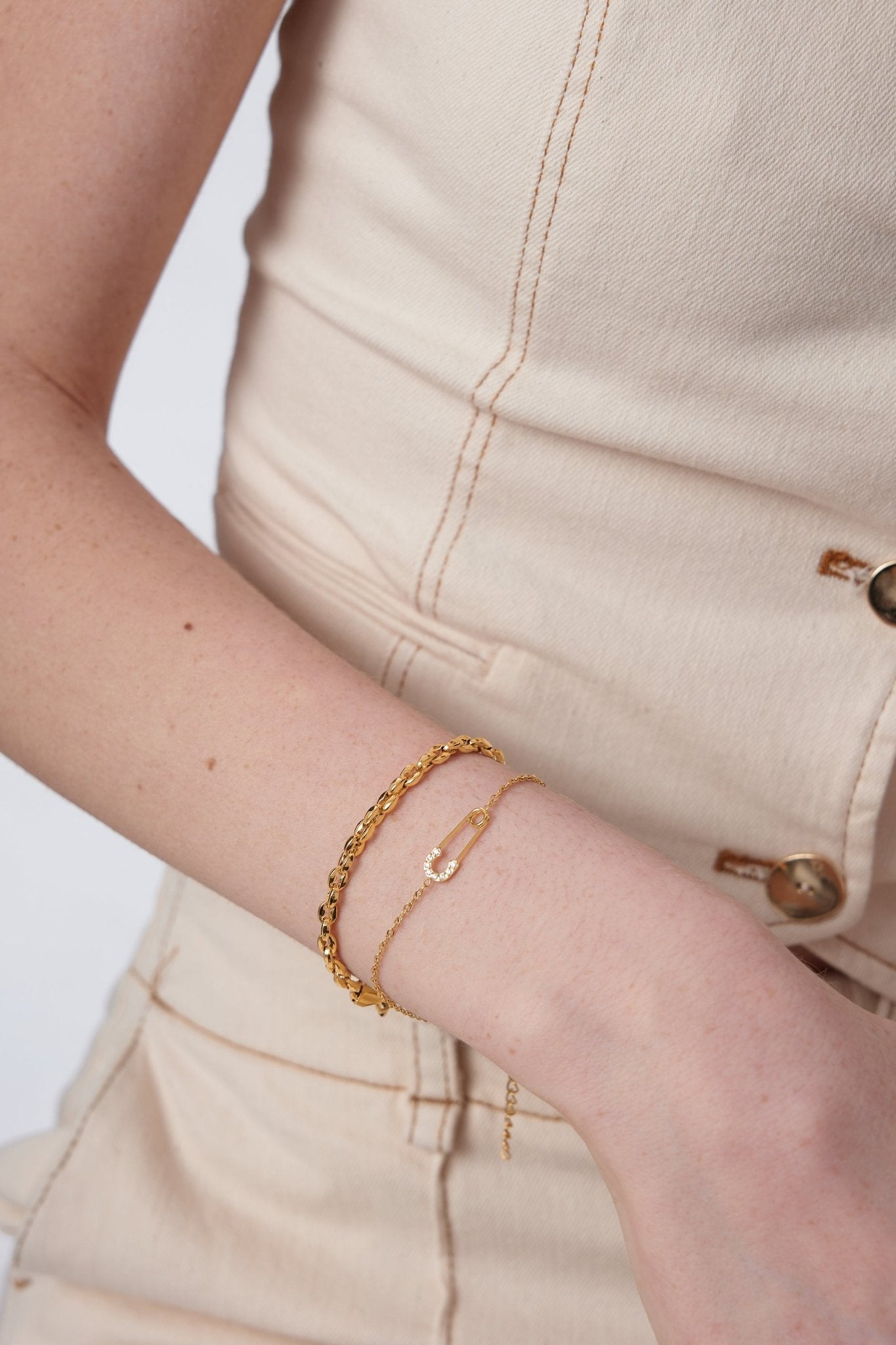 Pave Safety Pin Bracelet - Flaire & Co.