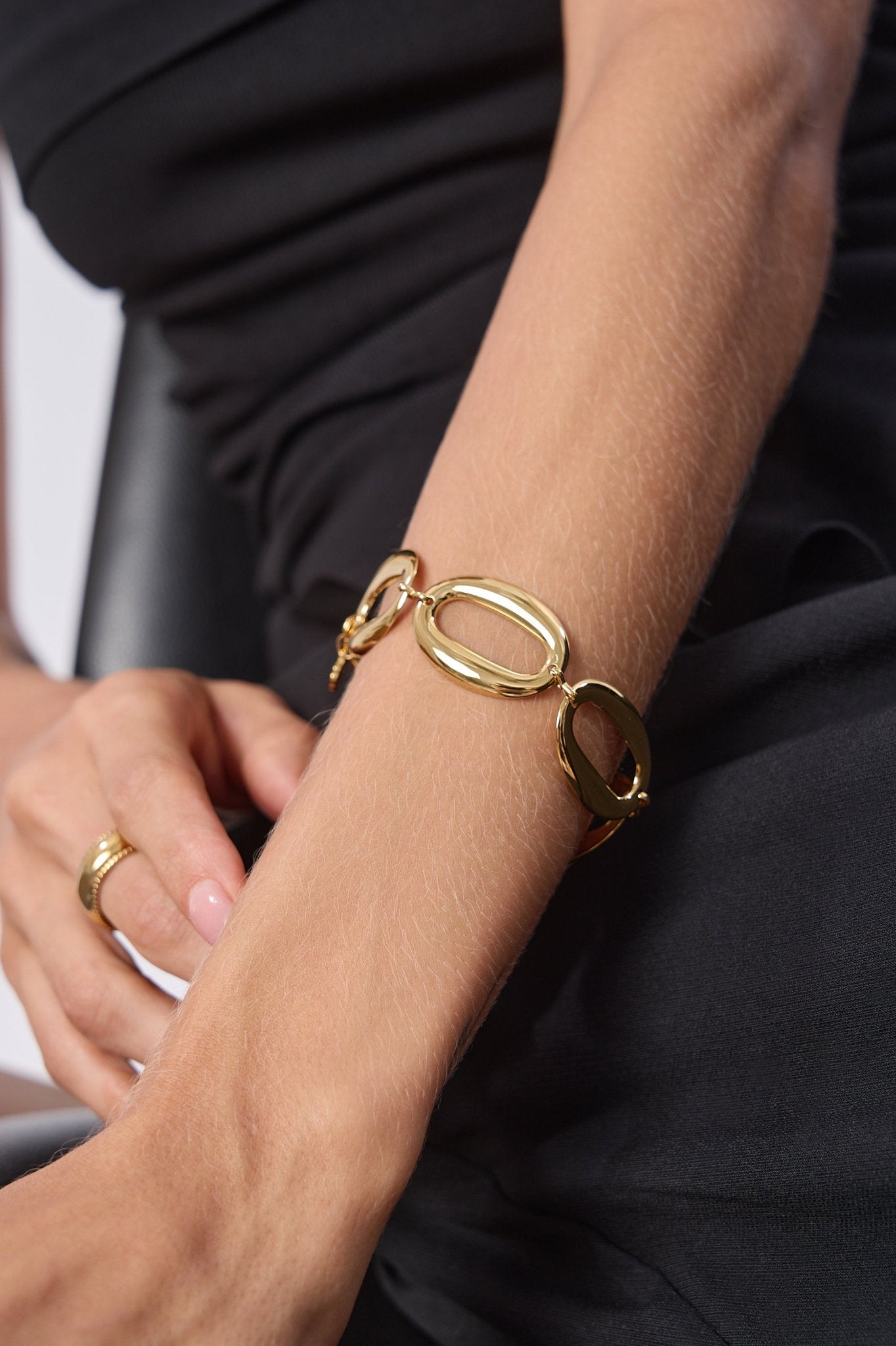 Sienna Chunky Link Bracelet - Flaire & Co.