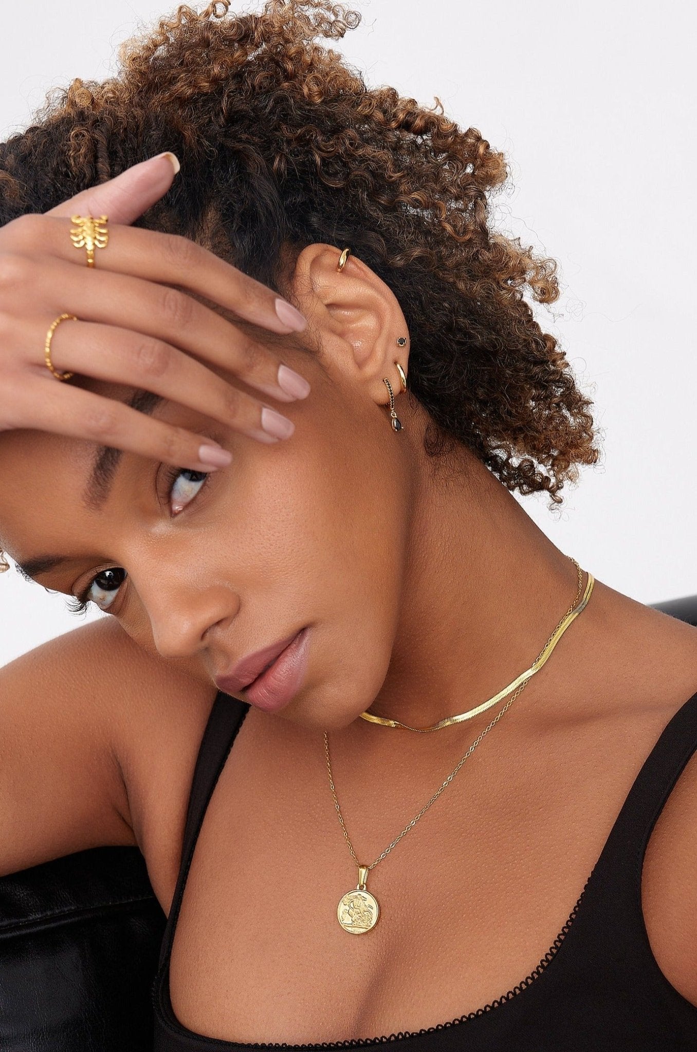 Simple Huggies in Gold - Flaire & Co.
