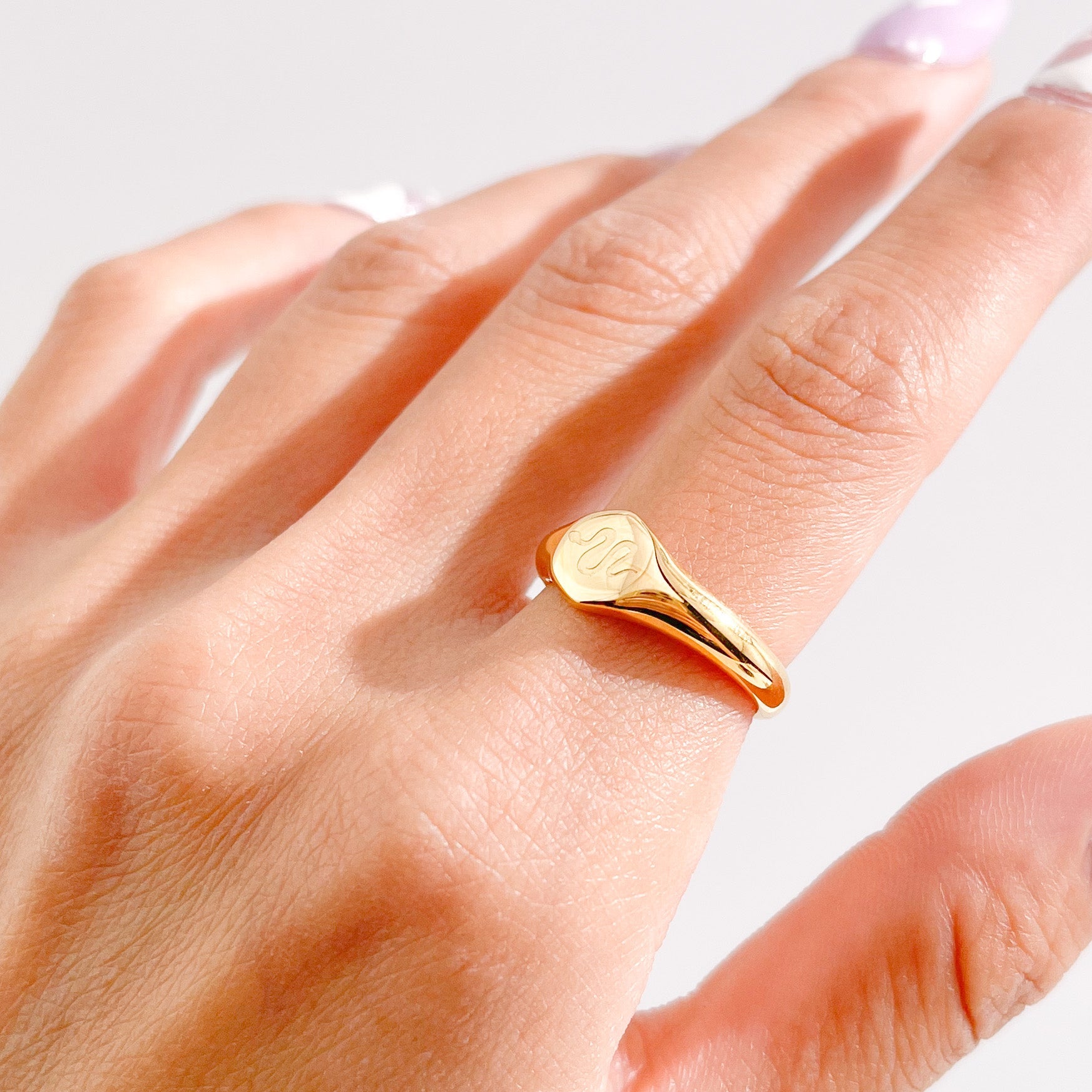 Slitherin Signet Gold Ring - Flaire & Co.