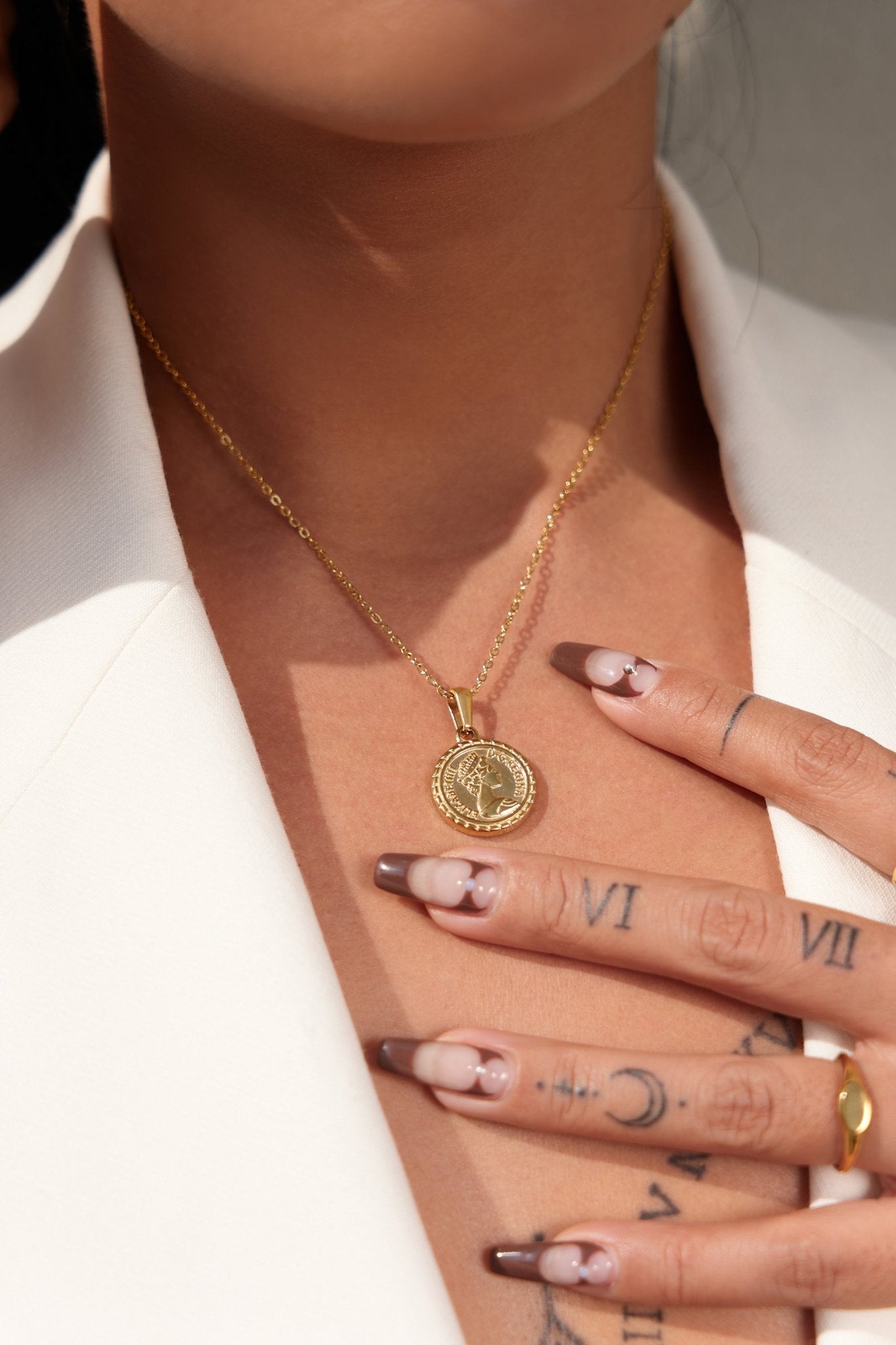 Sparta Coin Necklace in Gold - Flaire & Co.
