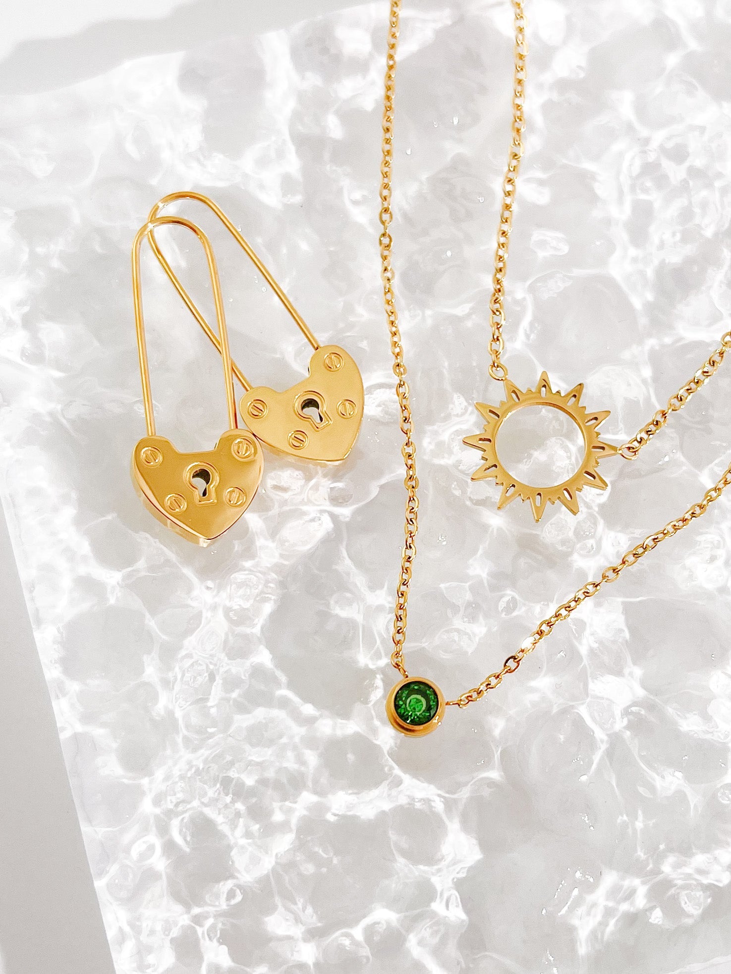 Sunburst Necklace in Gold - Flaire & Co.