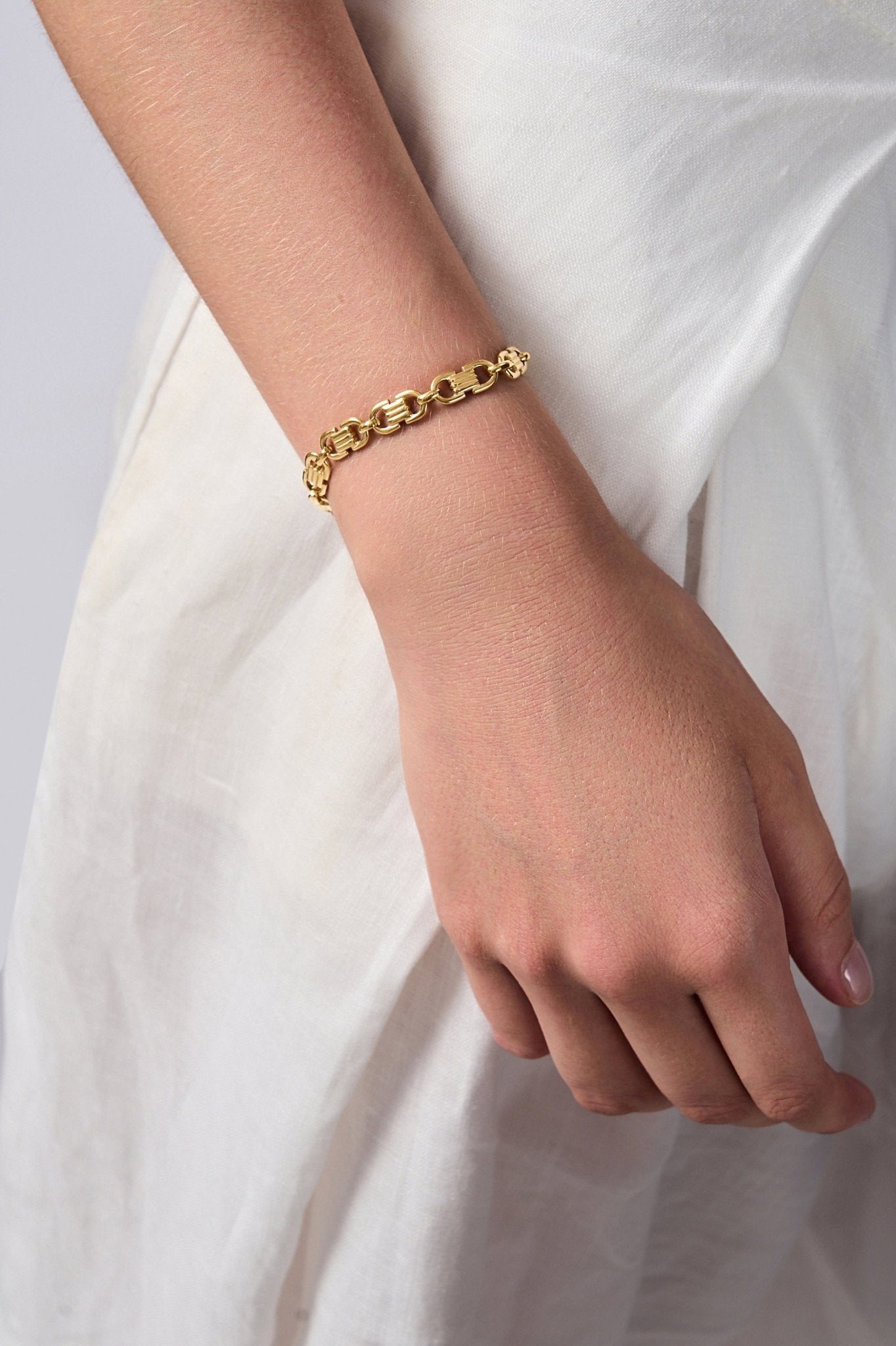 Taylor Chain Bracelet (Unisex) - Flaire & Co.