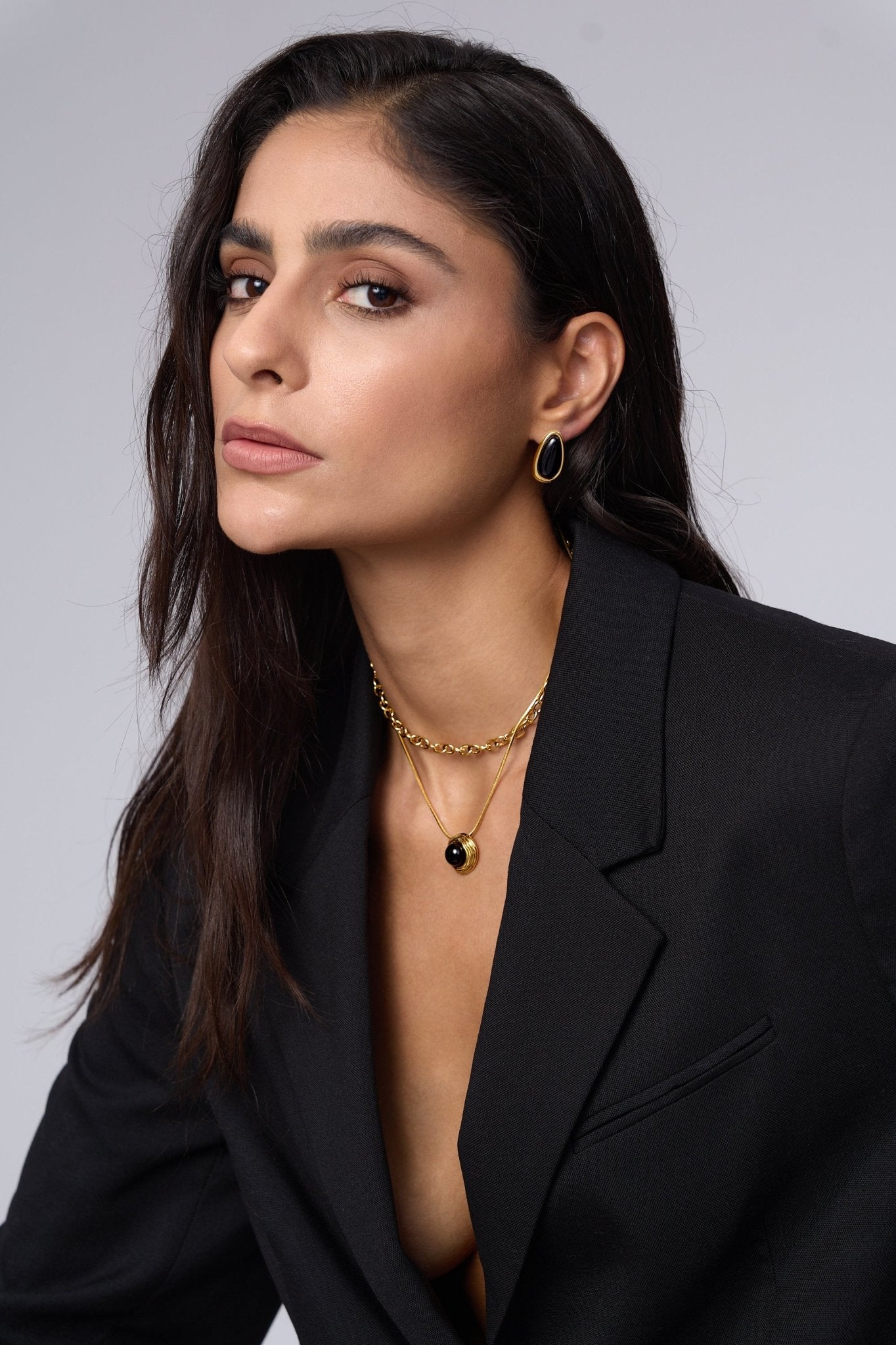 The Bold Black Gem Bundle in Gold - Flaire & Co.