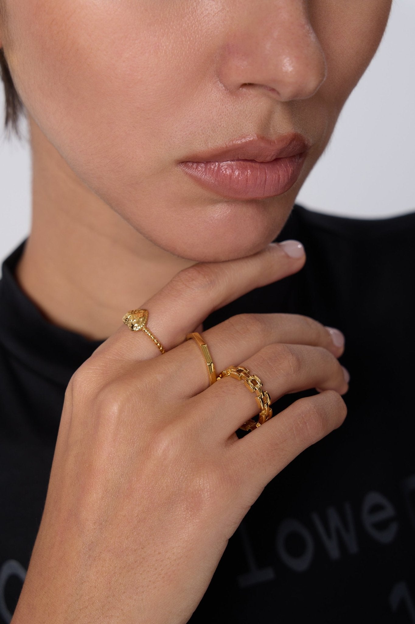 Thin Band Geometric Ring - Flaire & Co.