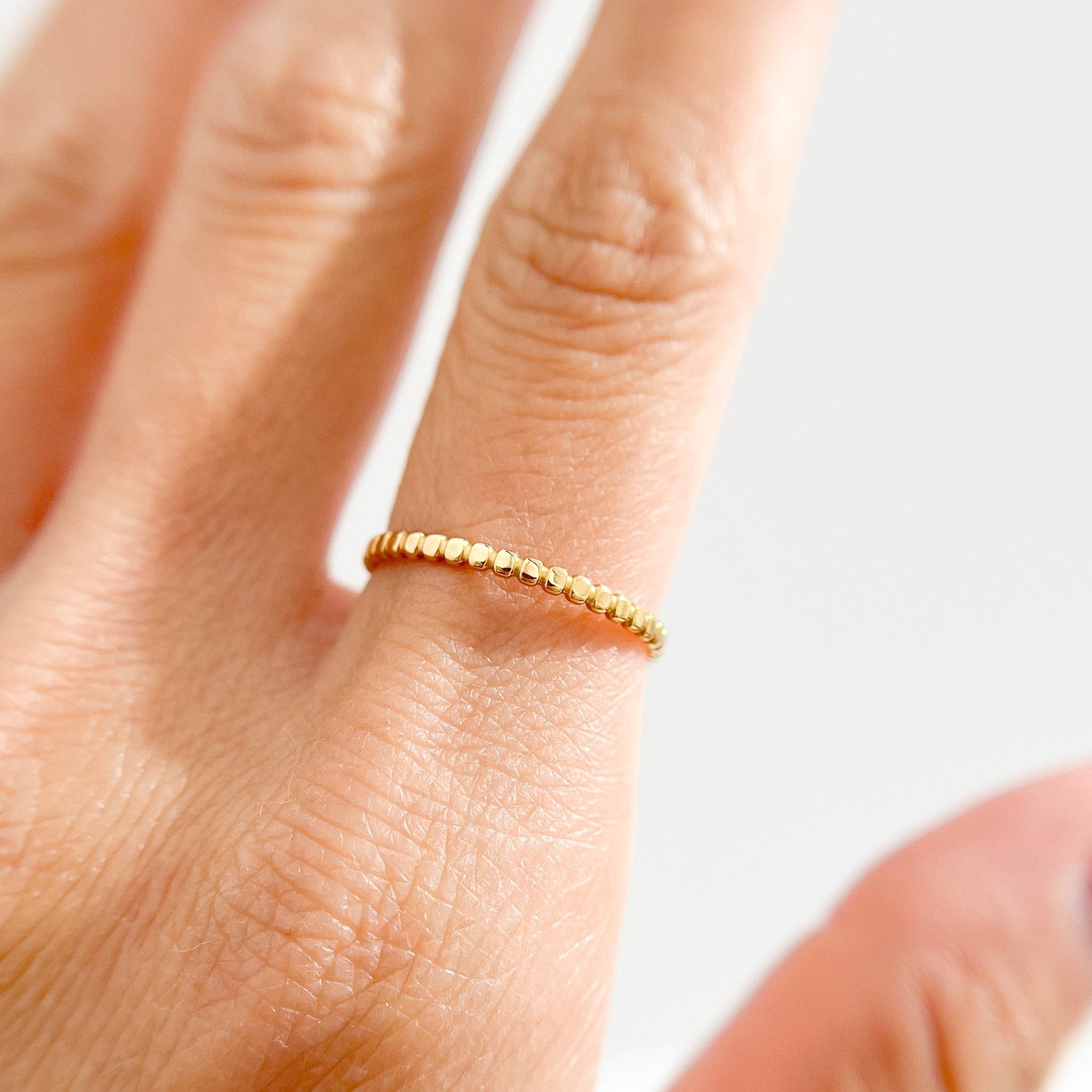 Thin Beaded Band Gold Ring - Flaire & Co.