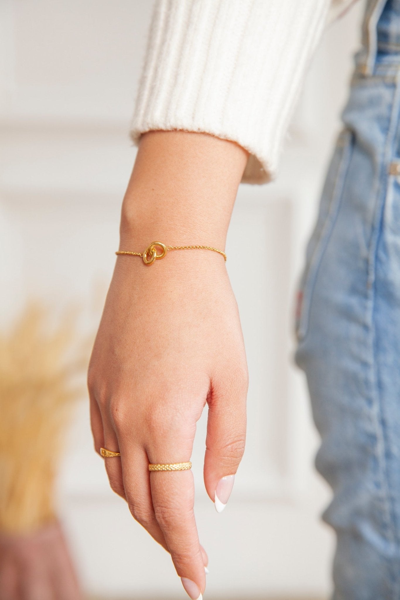 Twin Souls Bracelet in Gold - Flaire & Co.