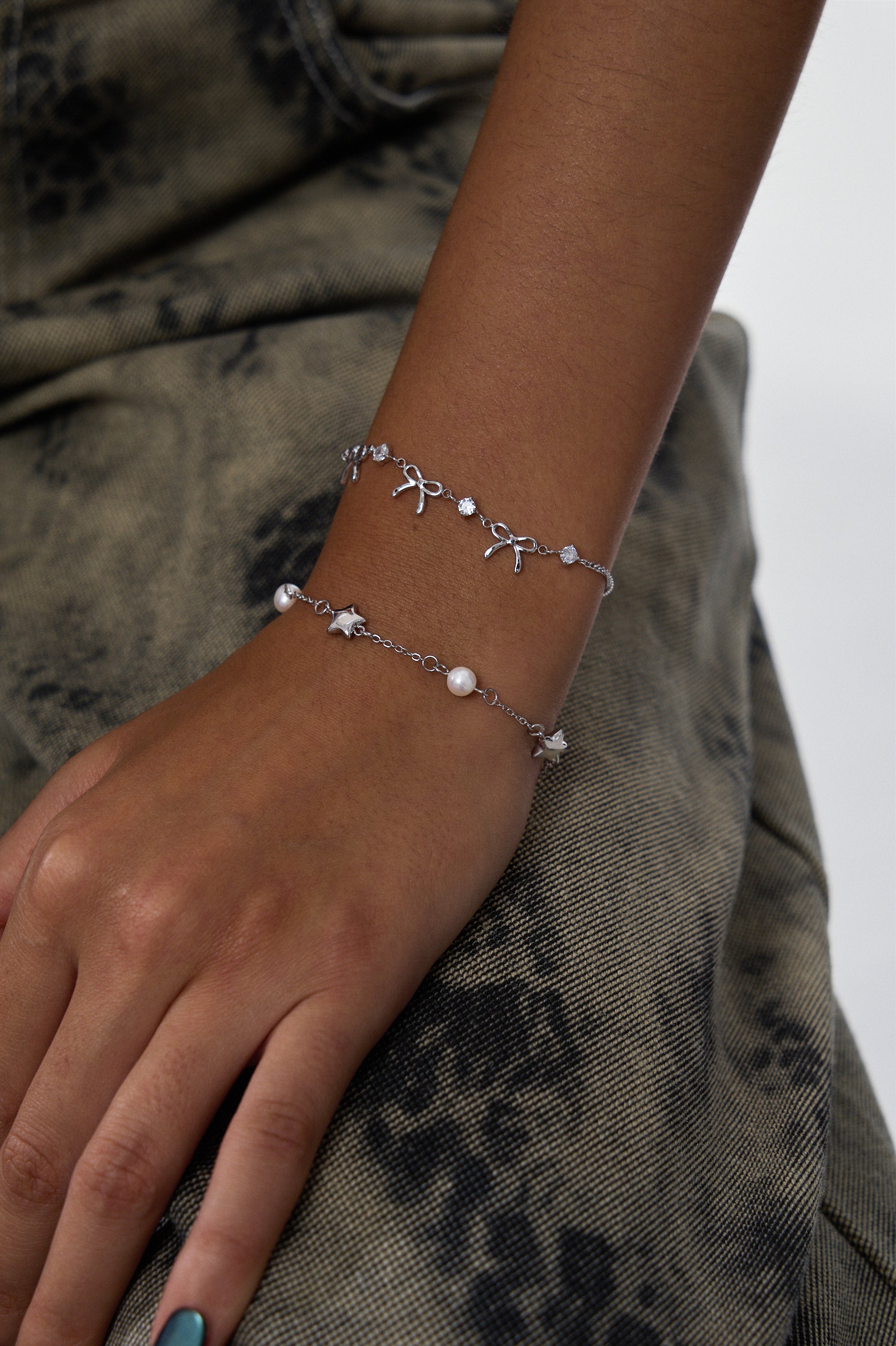 Lumi Bow Bracelet