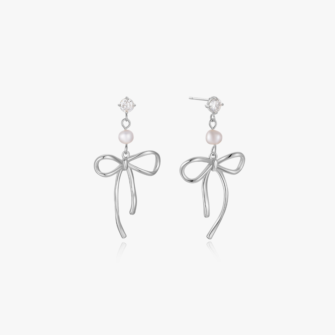 Darling Pearl Bow Earrings