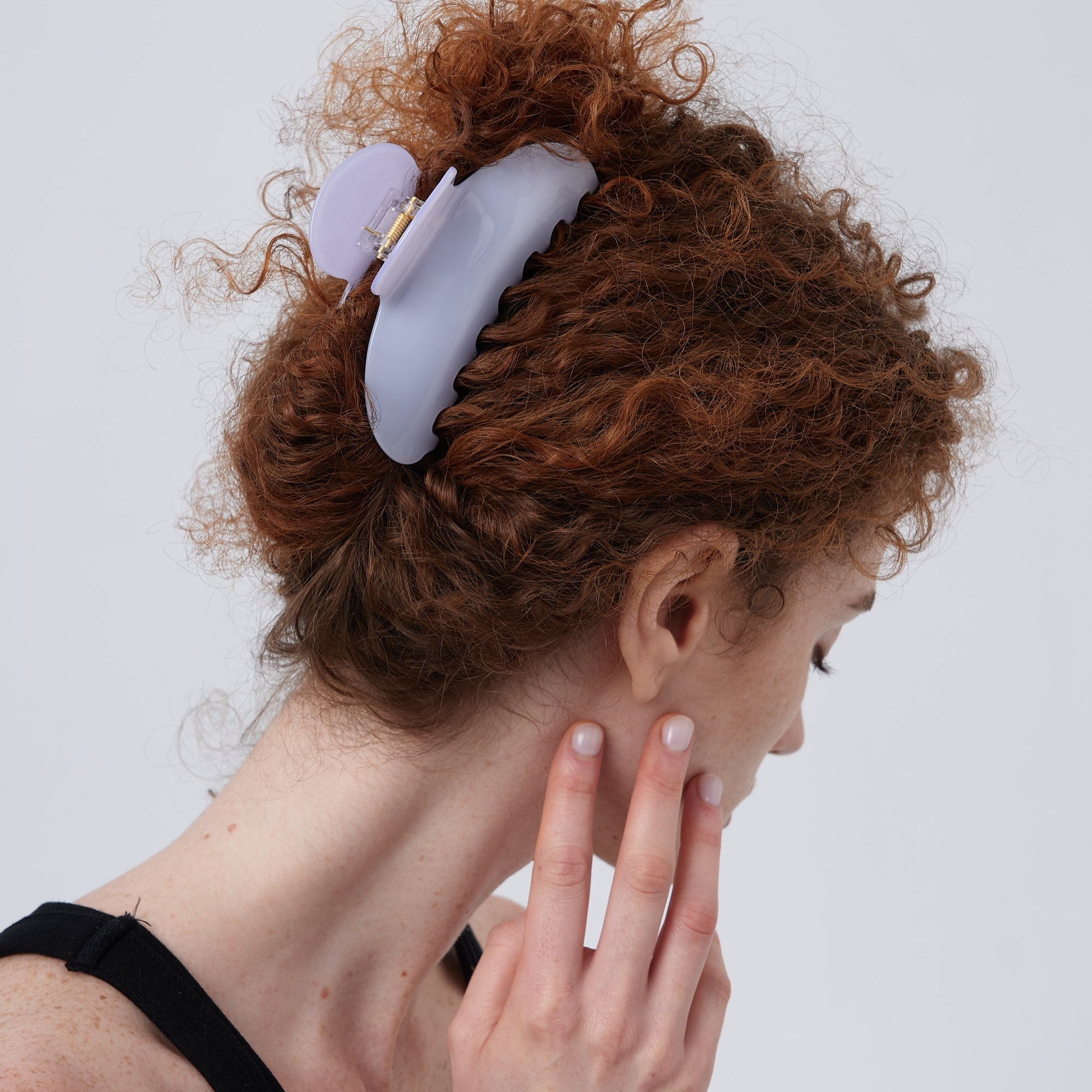 Amelia Claw Clip in Periwinkle (2 Sizes) - Flaire & Co.