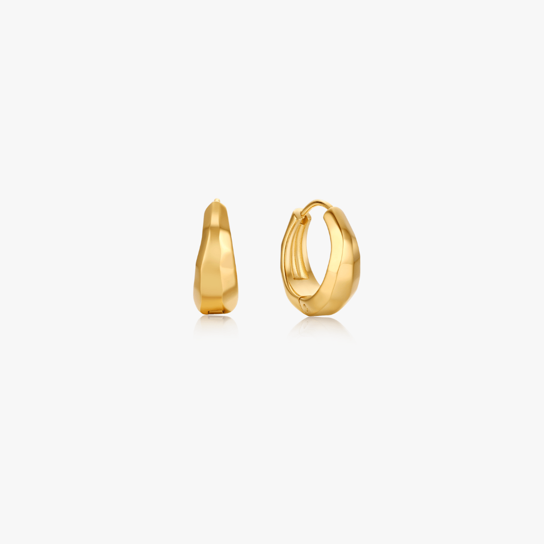 Amina Geometric Dome Huggie - Flaire & Co.