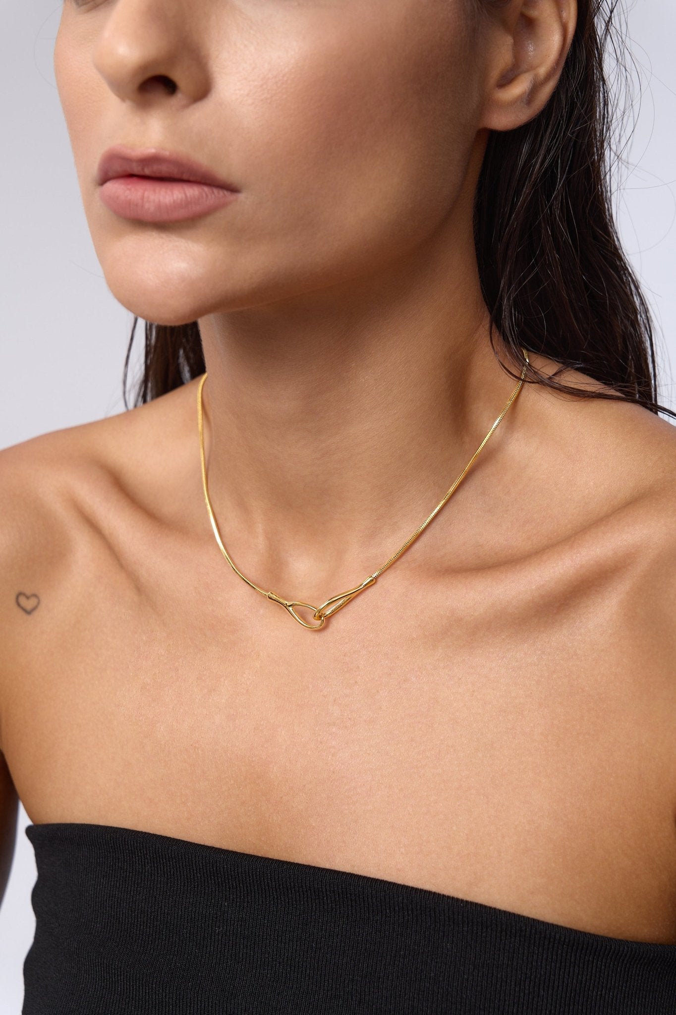 Ayla Intertwined Cuff Necklace - Flaire & Co.