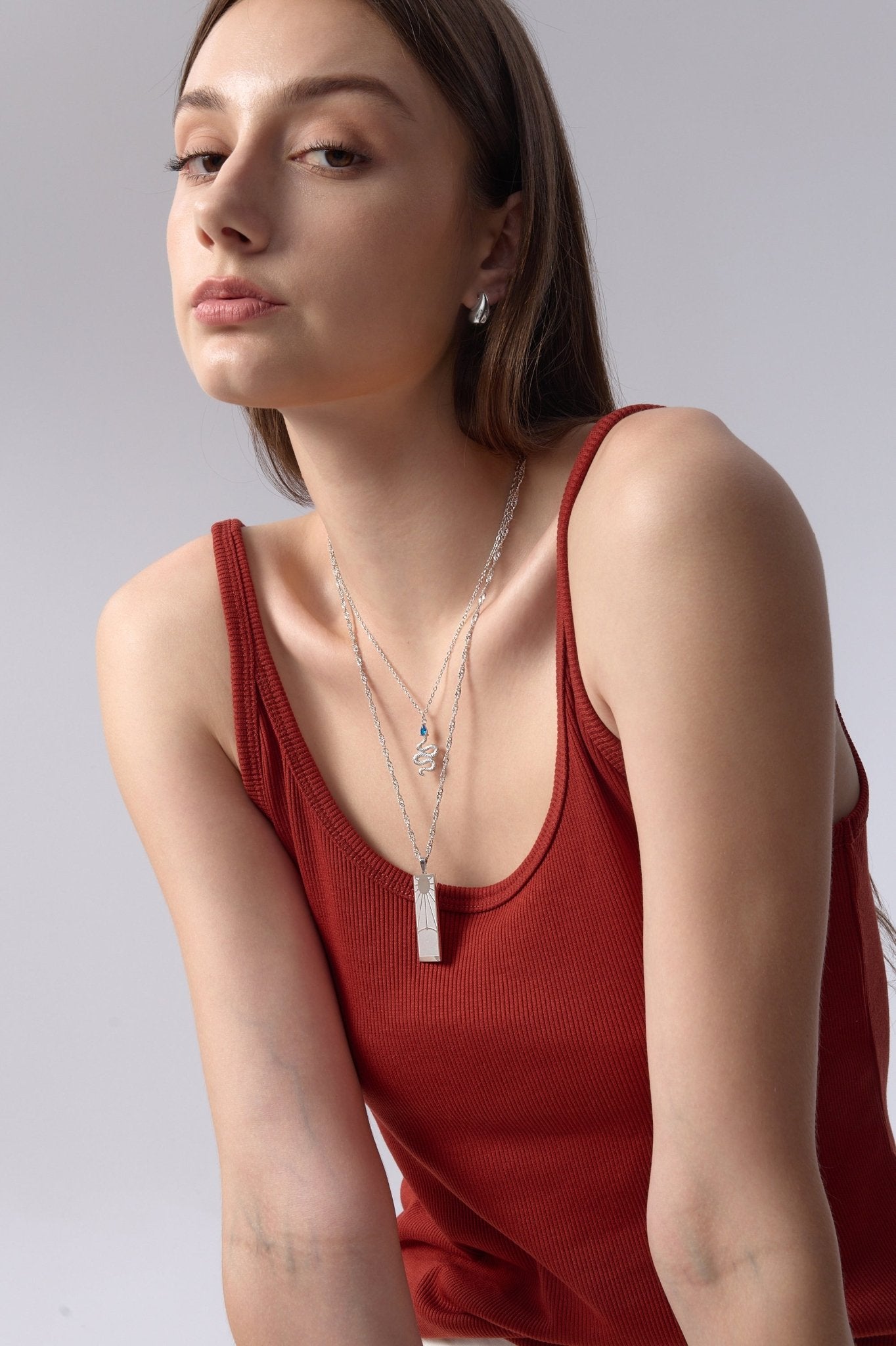 Blue Gem Snake Necklace - Flaire & Co.