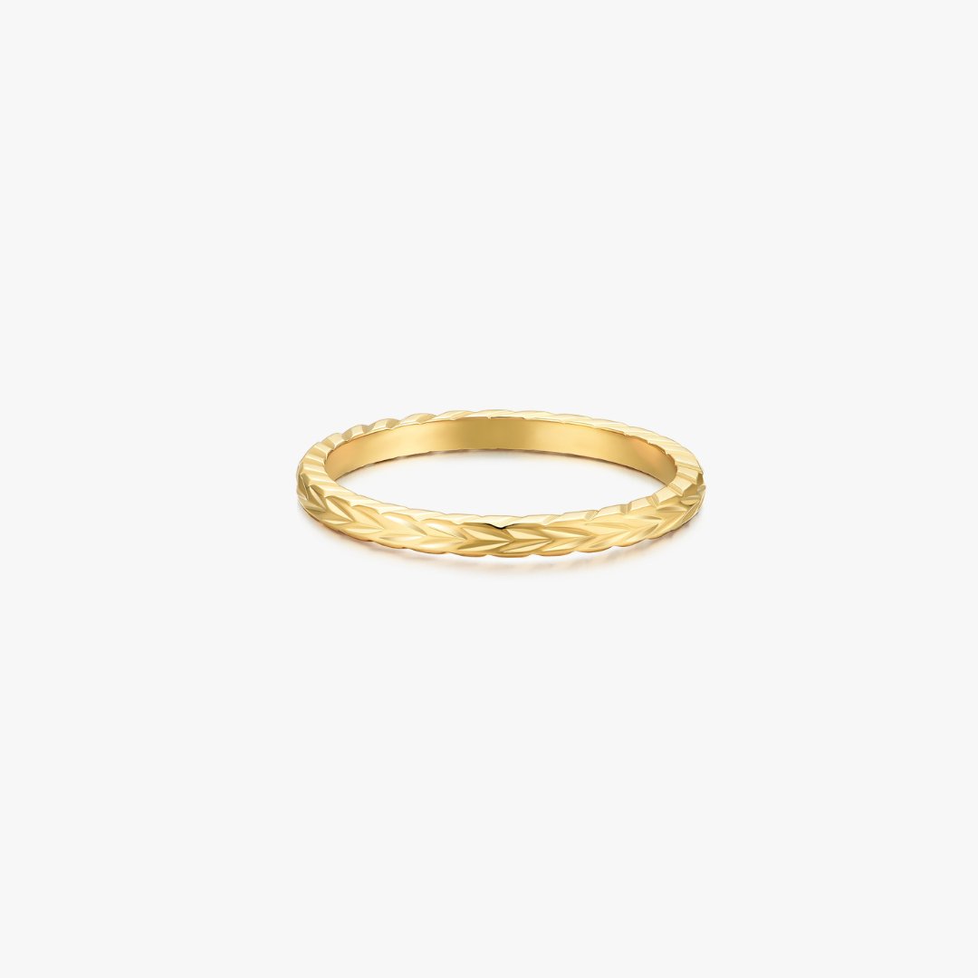 Chevron Band Gold Ring - Flaire & Co.