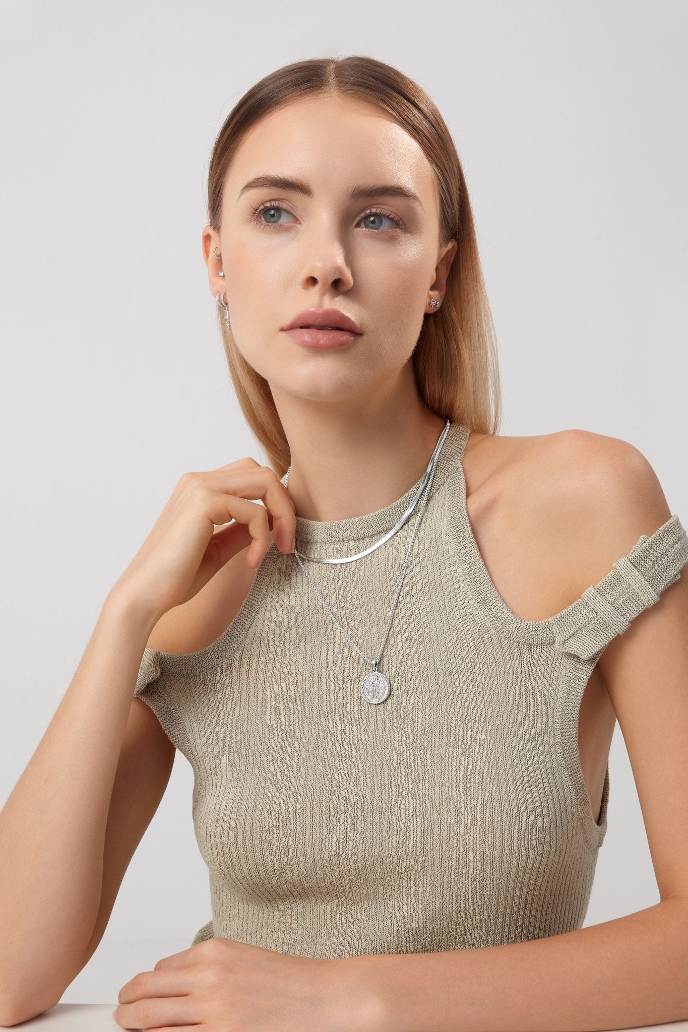 Coin Necklace in Silver (Unisex) - Flaire & Co.