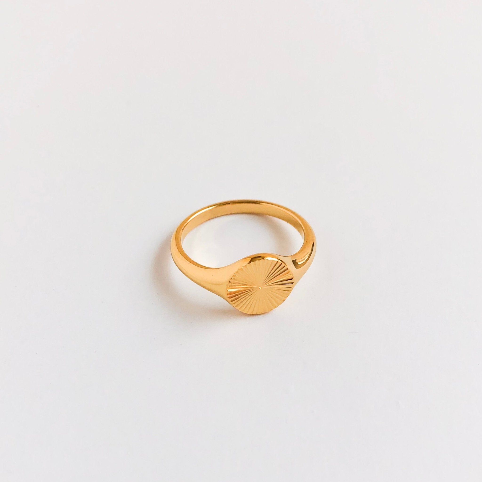 Eileen Gold Ring - Flaire & Co.