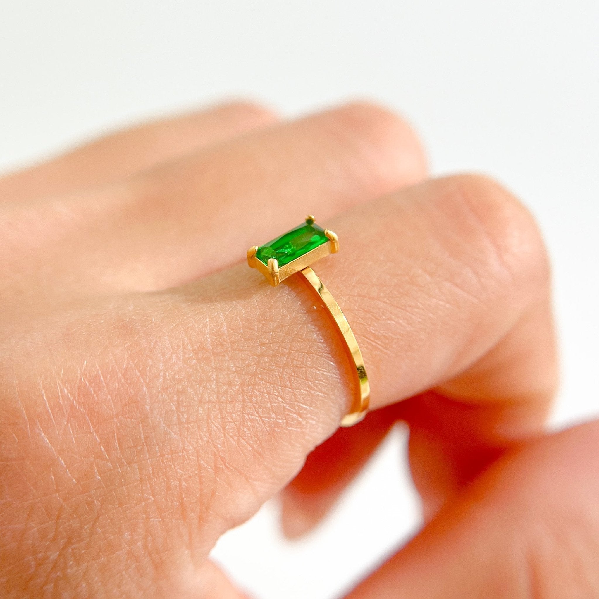 Green Rectangle Gem Gold Ring - Flaire & Co.