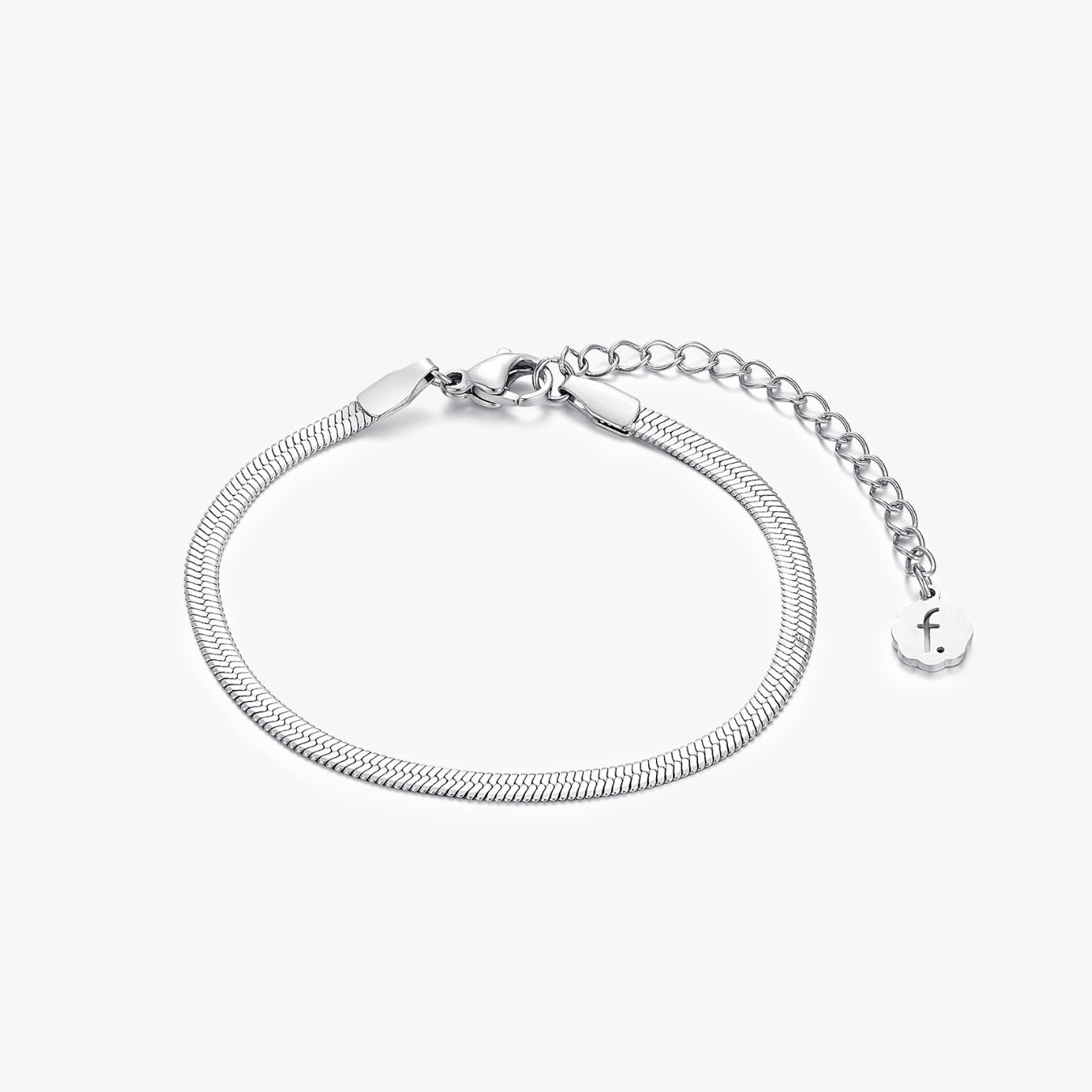 Herringbone Chain Bracelet in Silver - Flaire & Co.