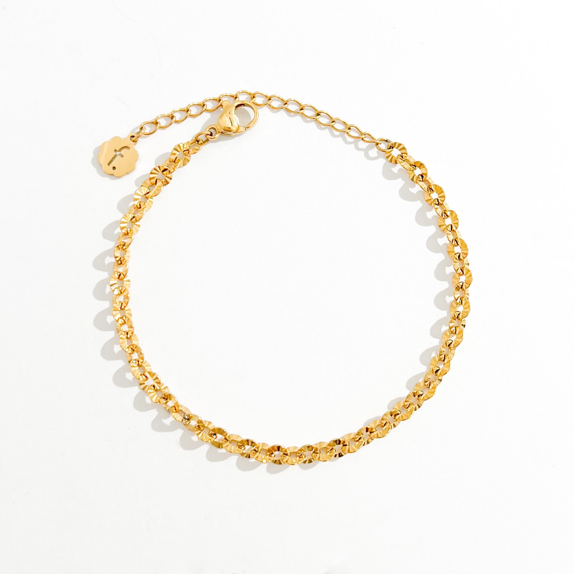 Hollow Sunburst Bracelet in Gold - Flaire & Co.