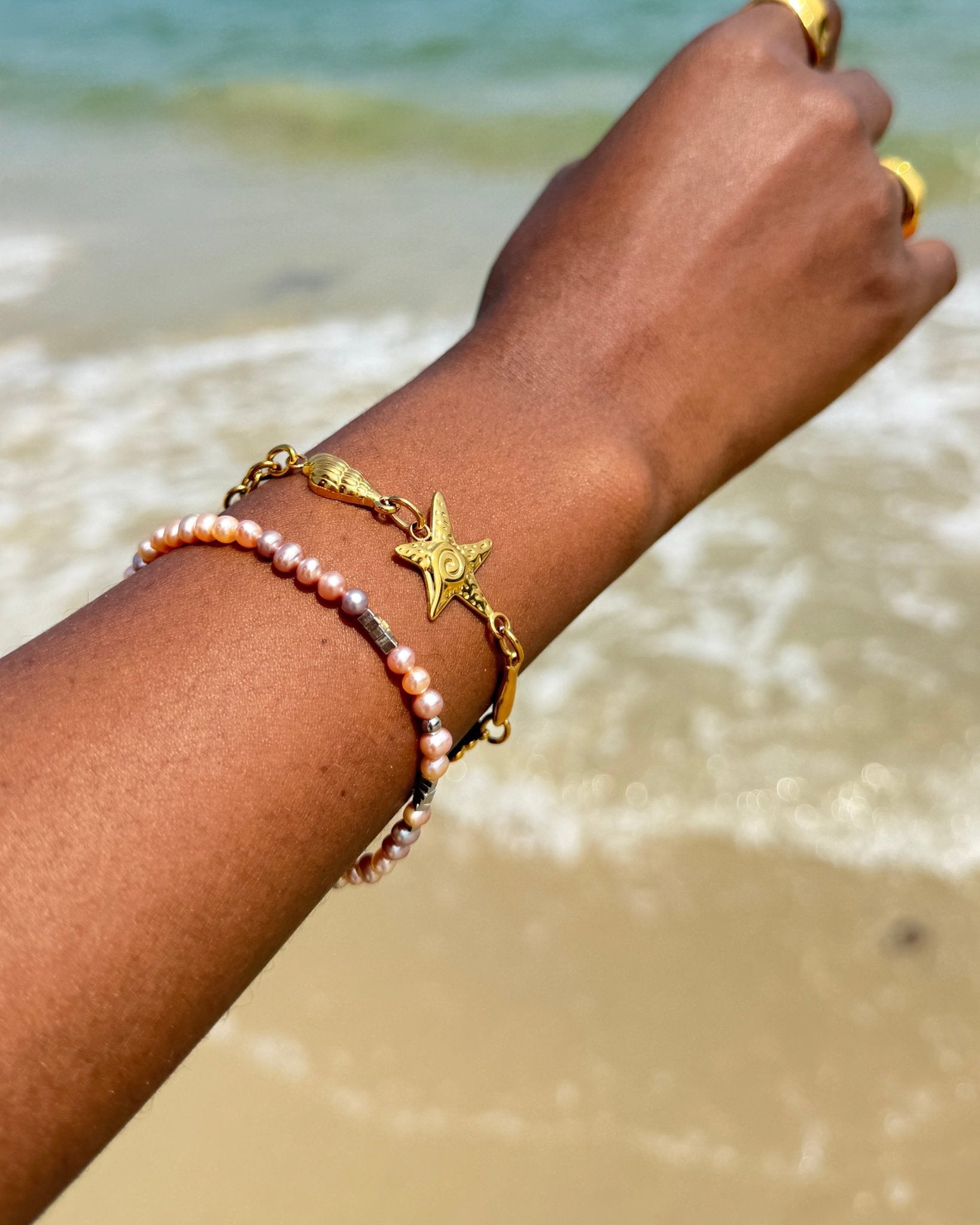 LIMITED EDITION: Sorelle Pearl Bracelet - Flaire & Co.