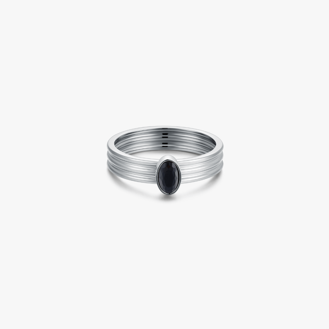 Oval Black Gem Ring - Flaire & Co.