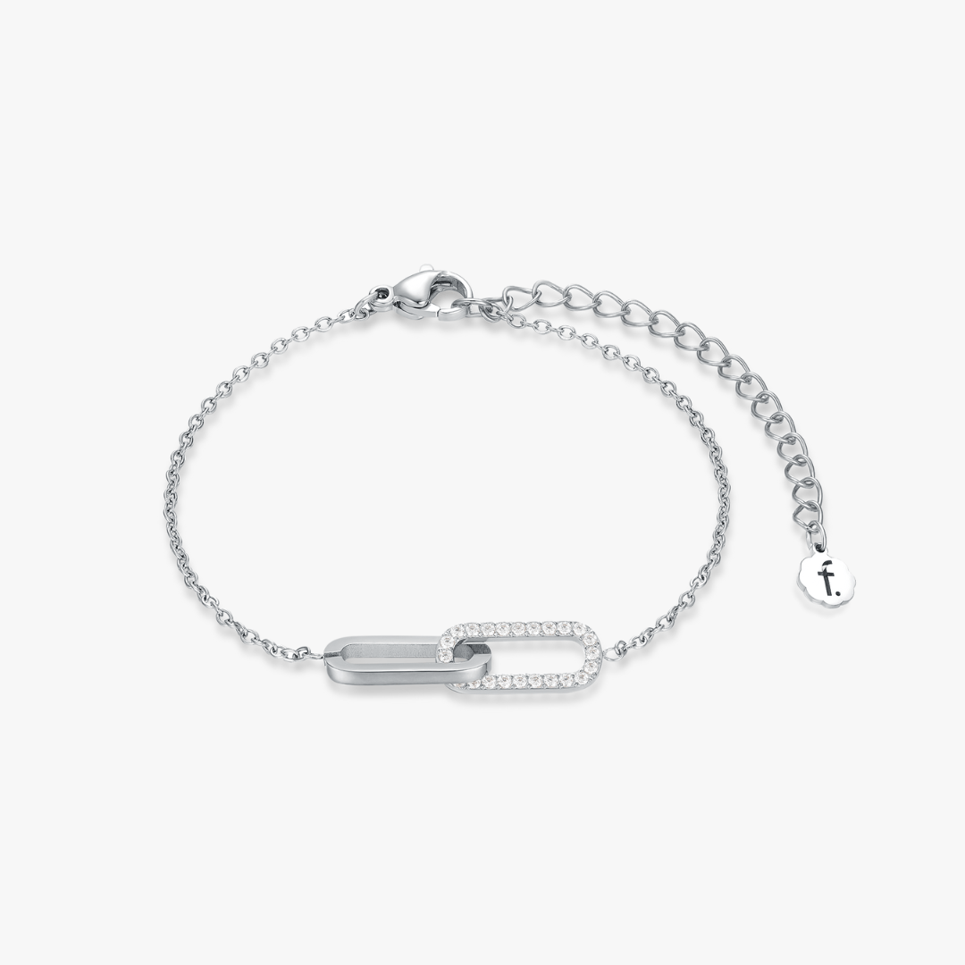 Pave Intertwined Links Bracelet - Flaire & Co.