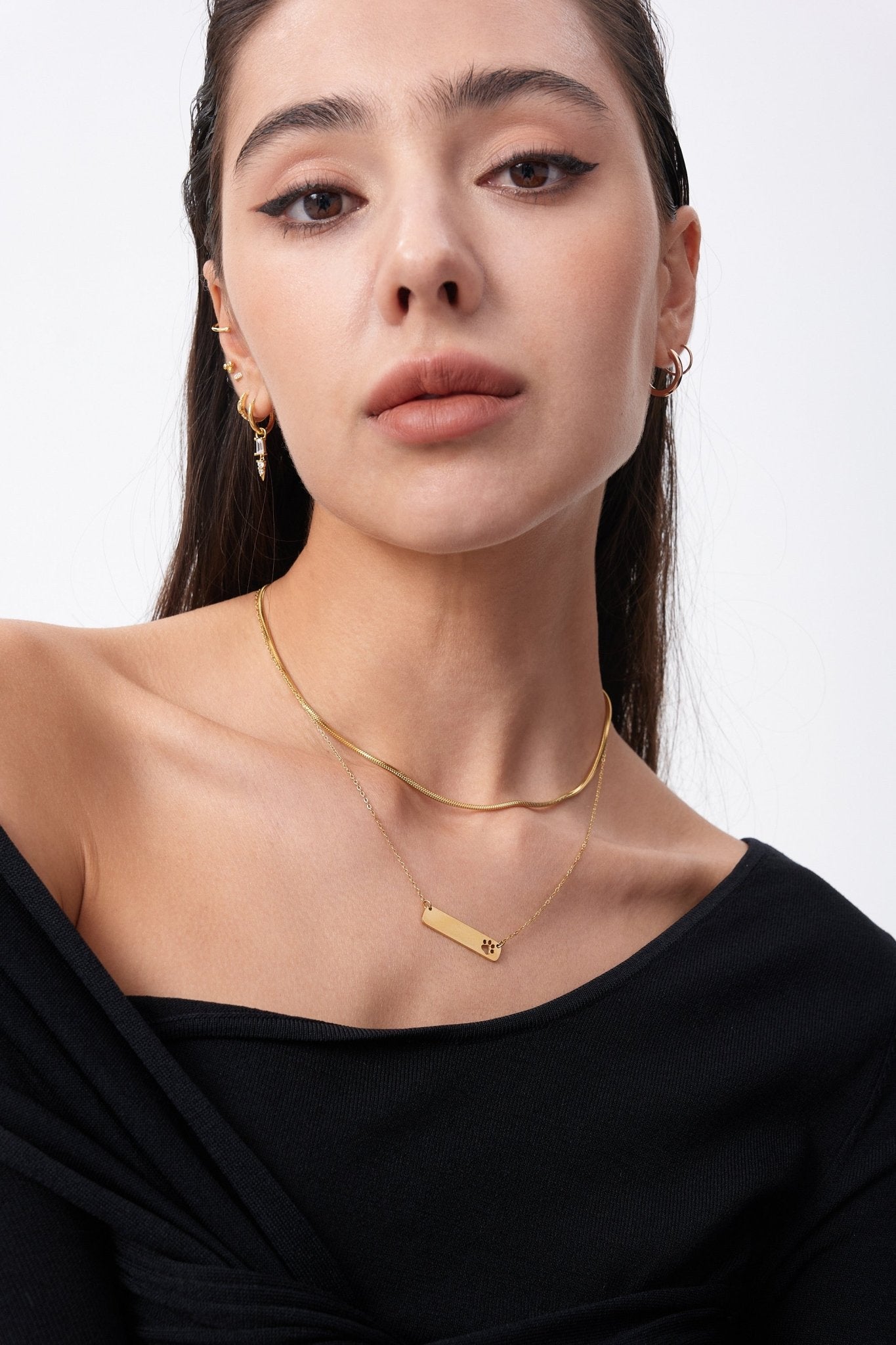 Paw Horizontal Bar Necklace (Pawsitive Change Collection) - Flaire & Co.