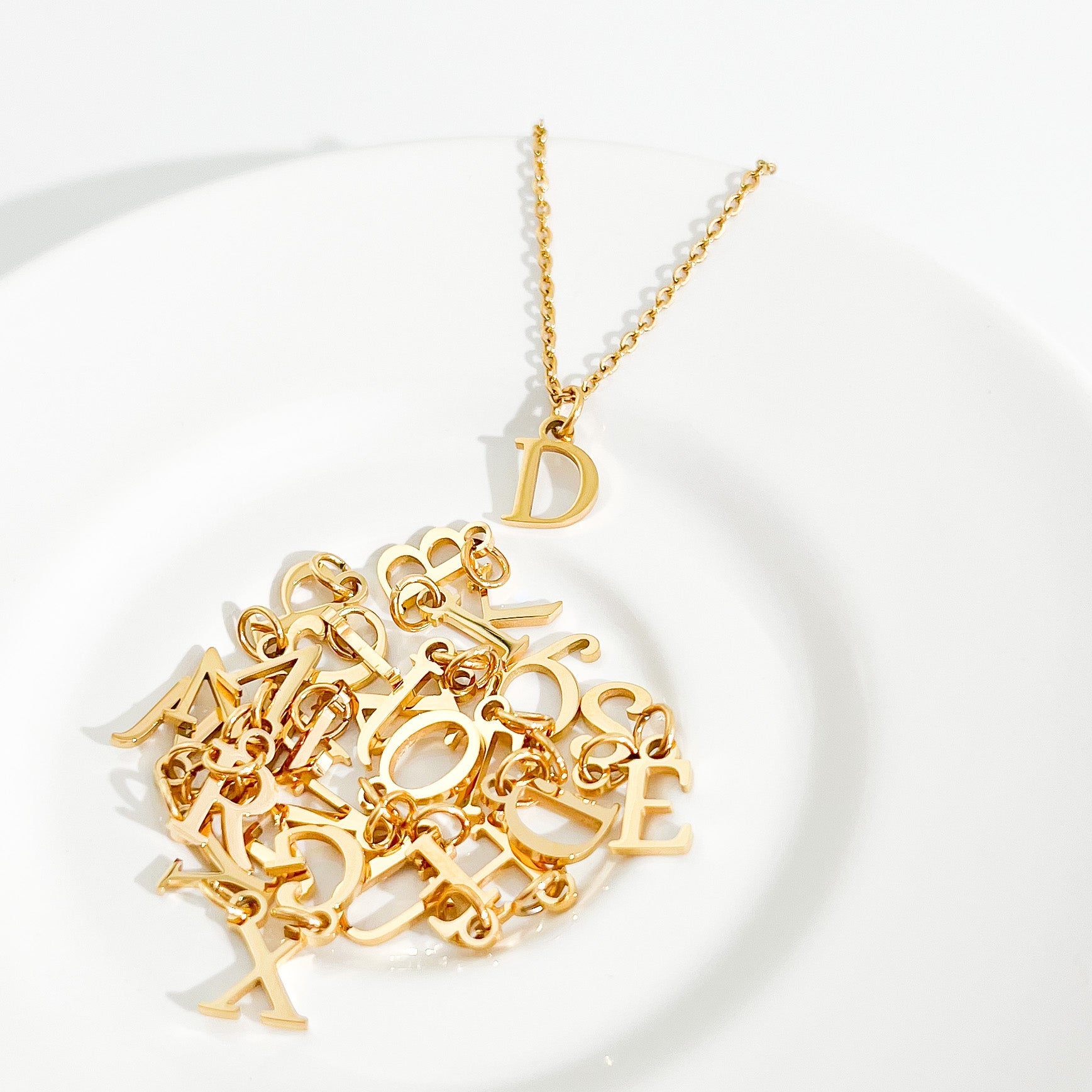 Perfectly Dainty Initial Necklace in Gold - Flaire & Co.